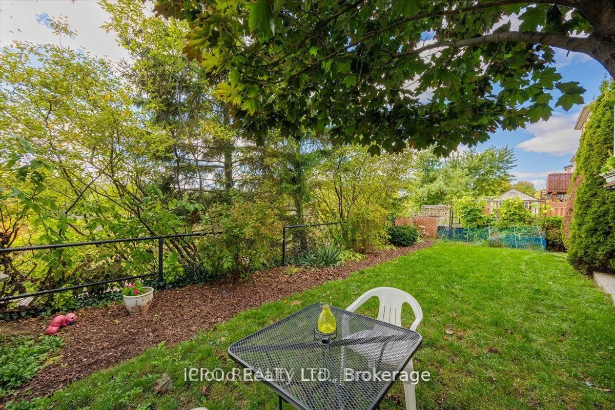 36 Pacific Wind Crescent