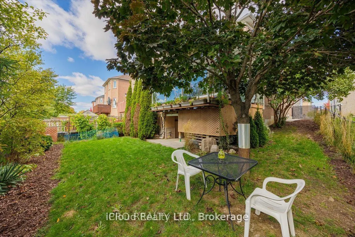 36 Pacific Wind Crescent