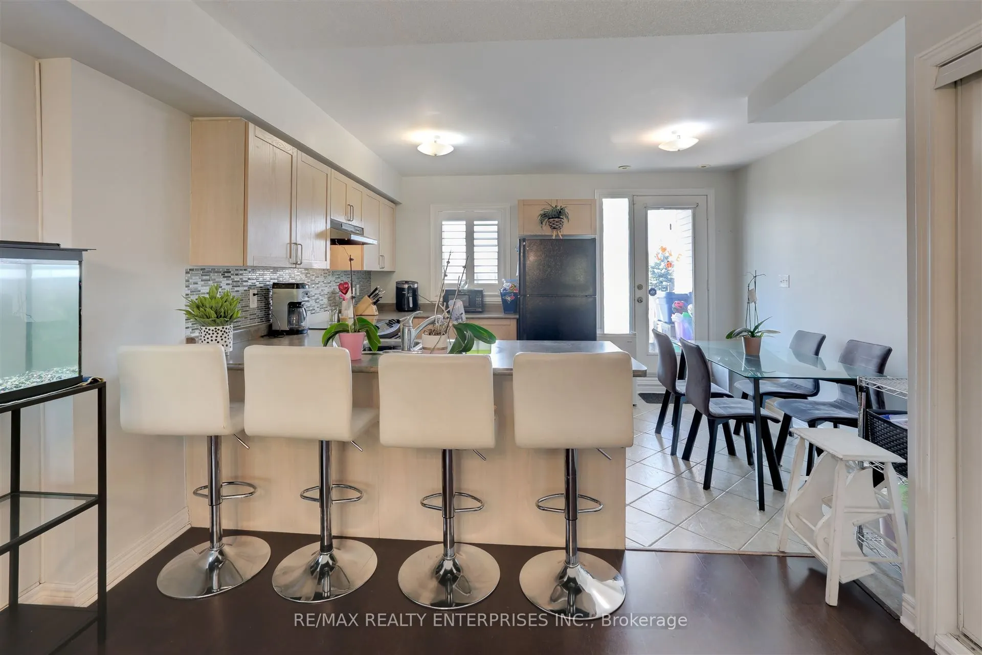 202 Whiltshire Avenue, #20