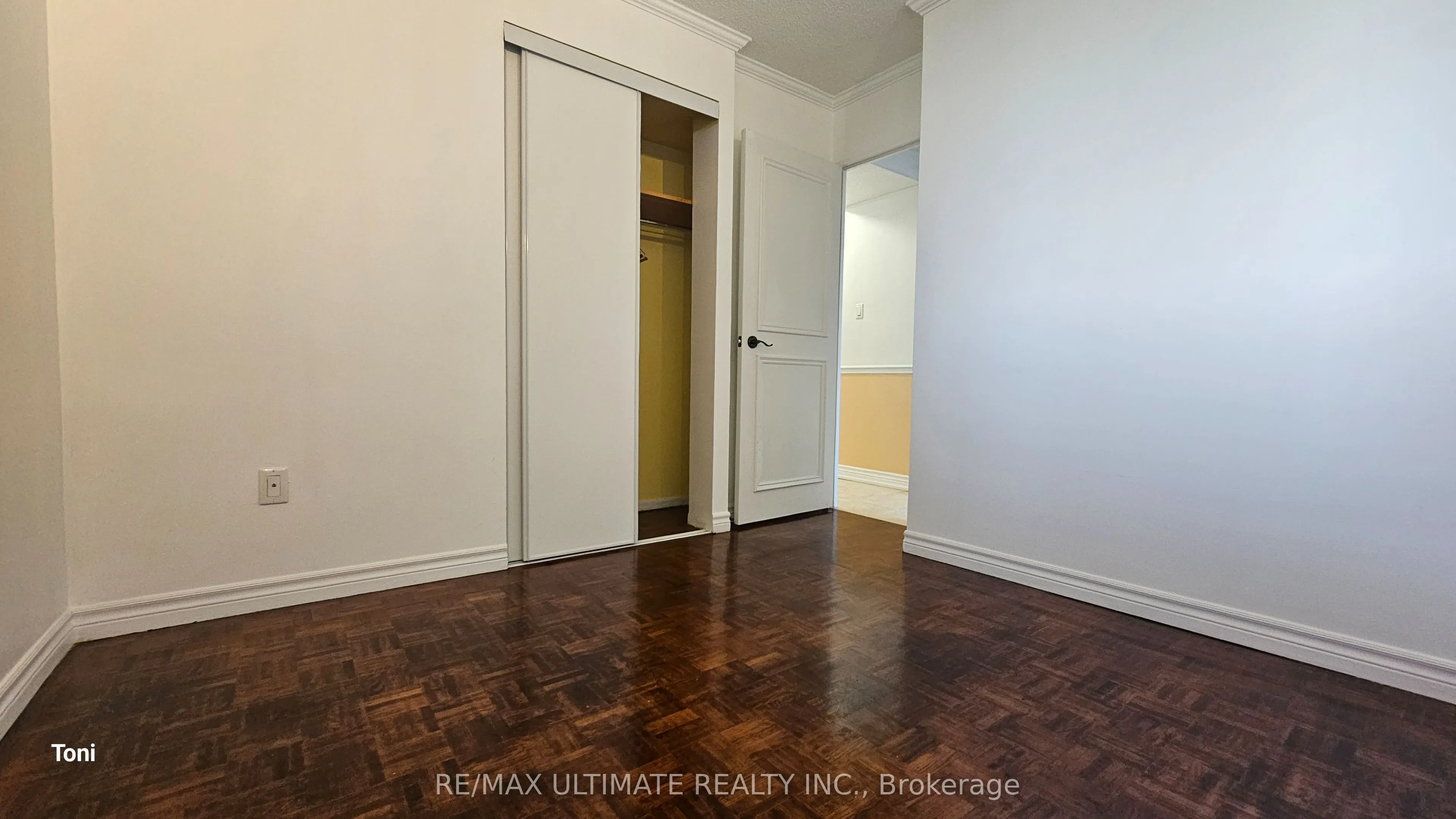 10 Martha Eaton Way, #1409