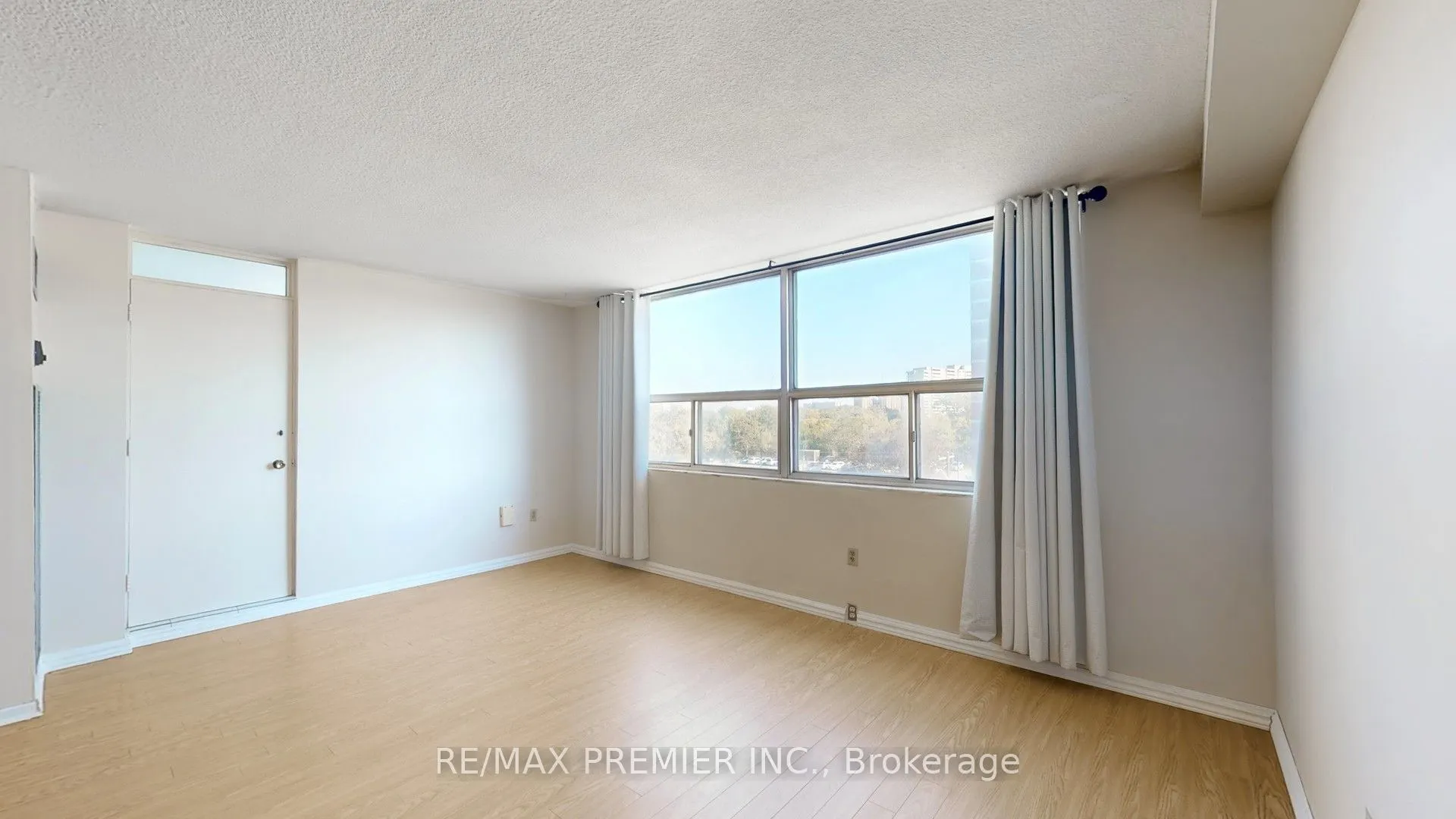 10 Tobermory Drive, #501