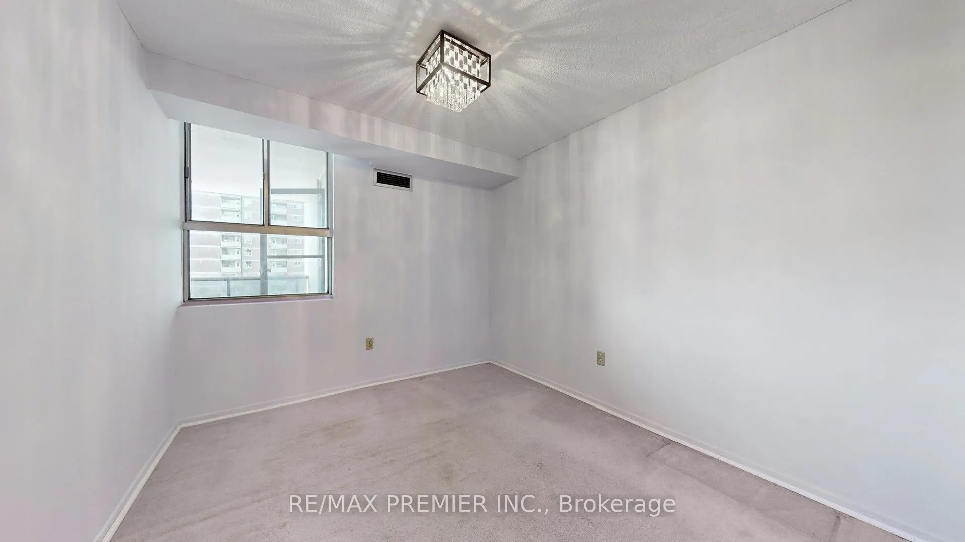10 Tobermory Drive, #501