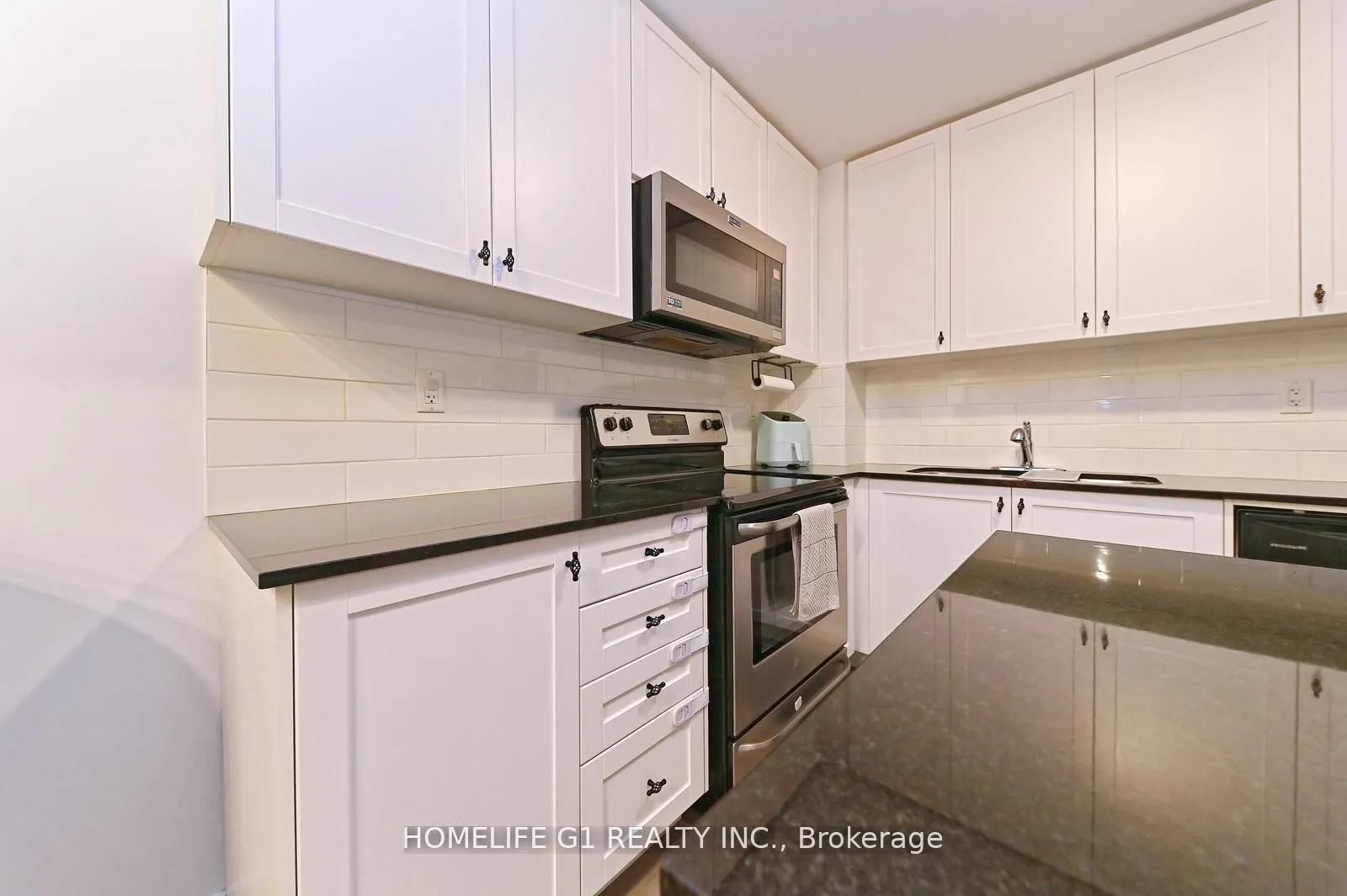 6B-867 Wilson Avenue, #6B