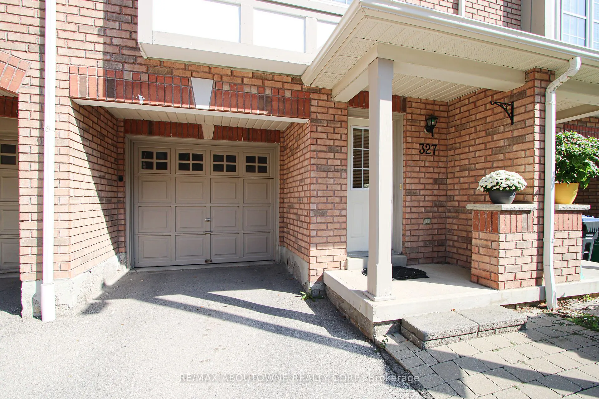 3030 Breakwater Court, #327