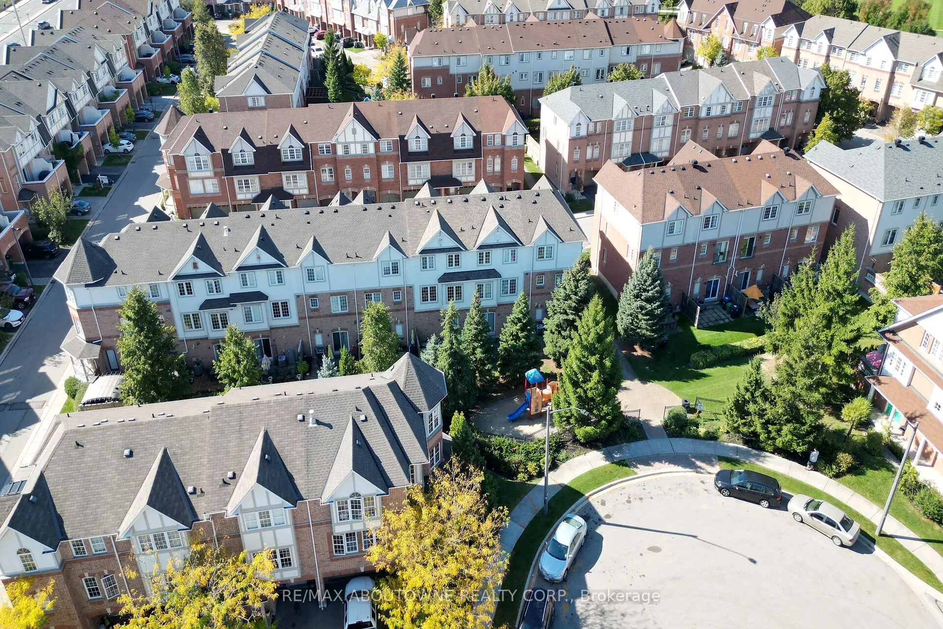 3030 Breakwater Court, #327