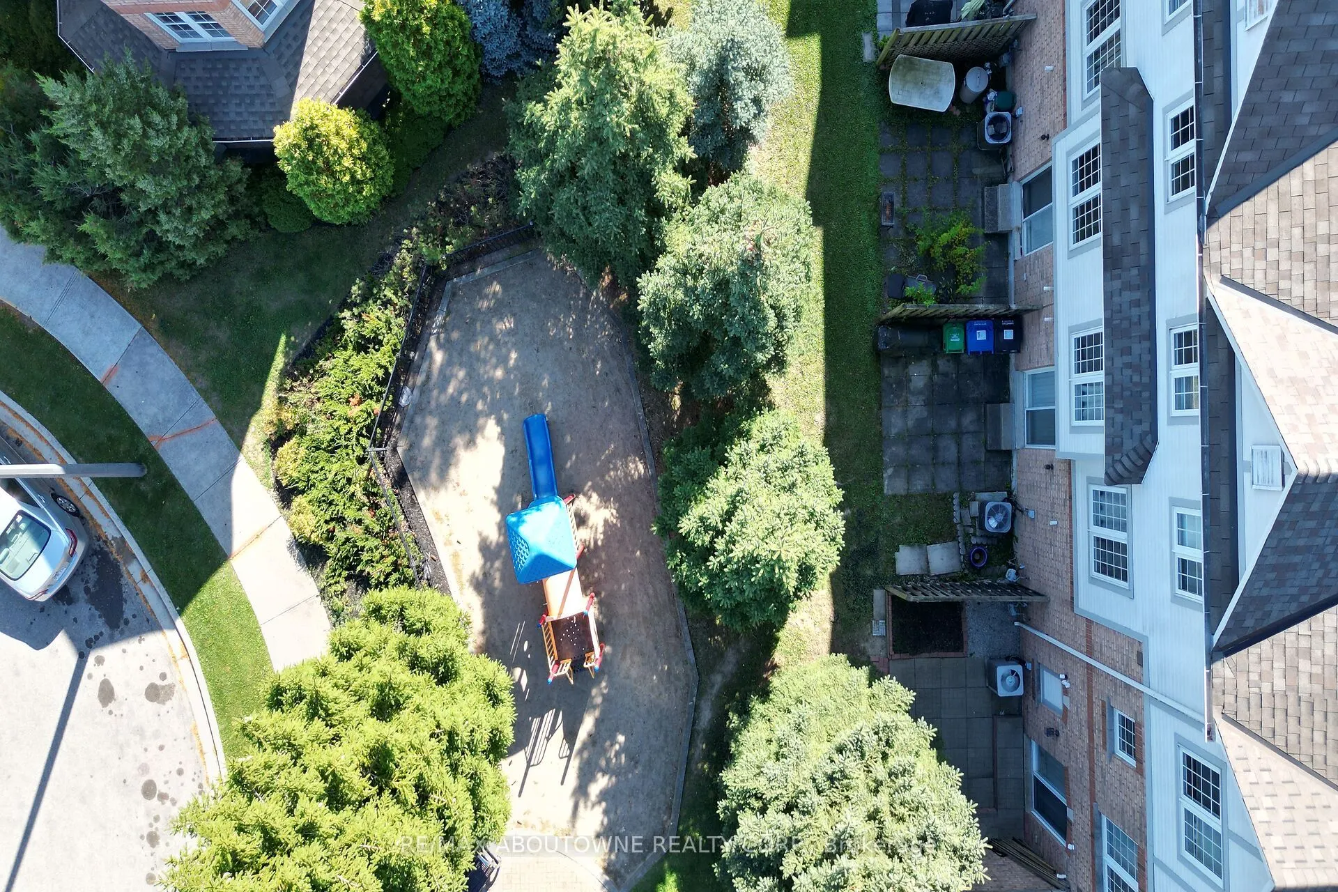 3030 Breakwater Court, #327