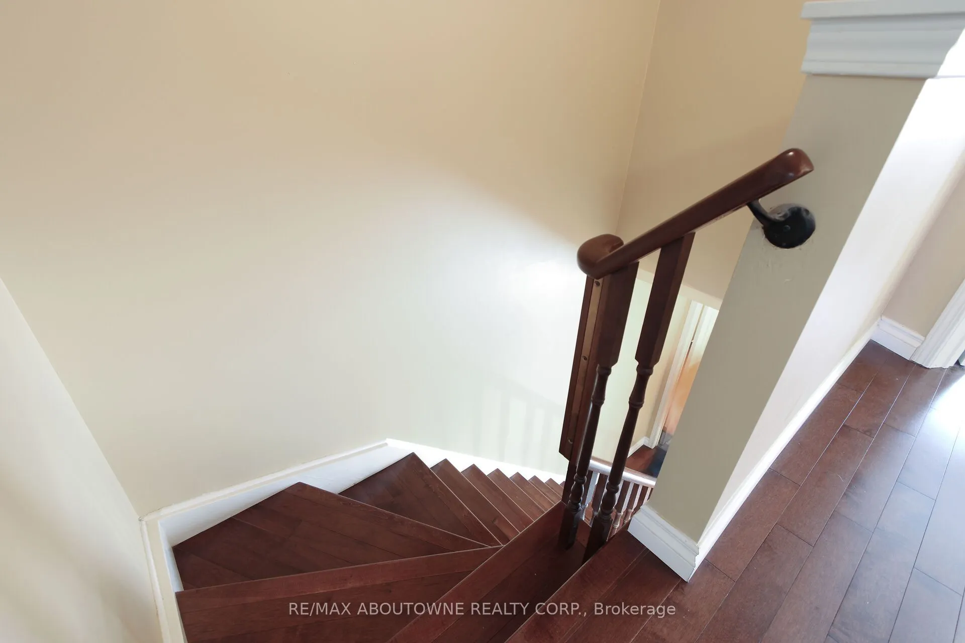 3030 Breakwater Court, #327