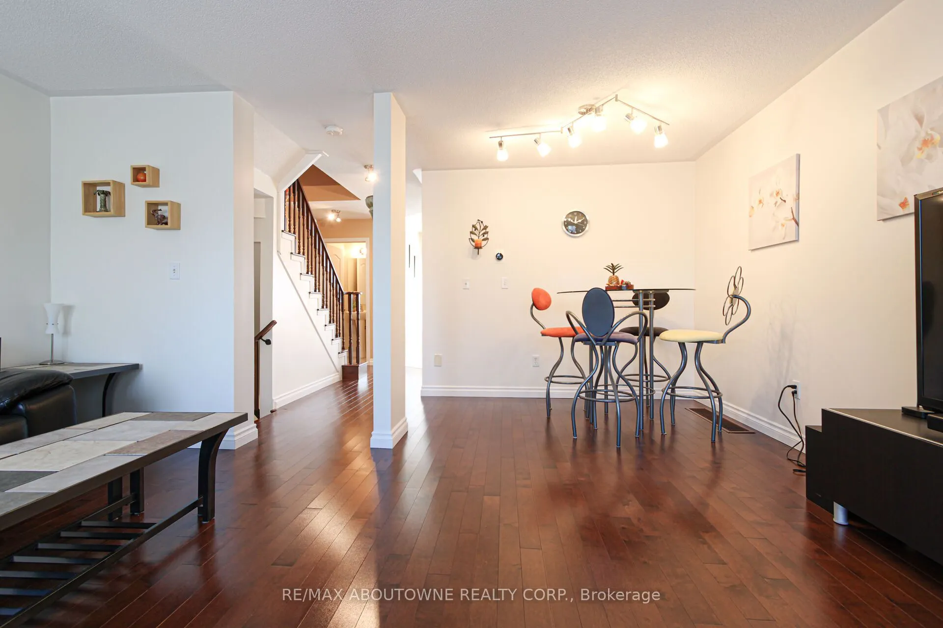 3030 Breakwater Court, #327