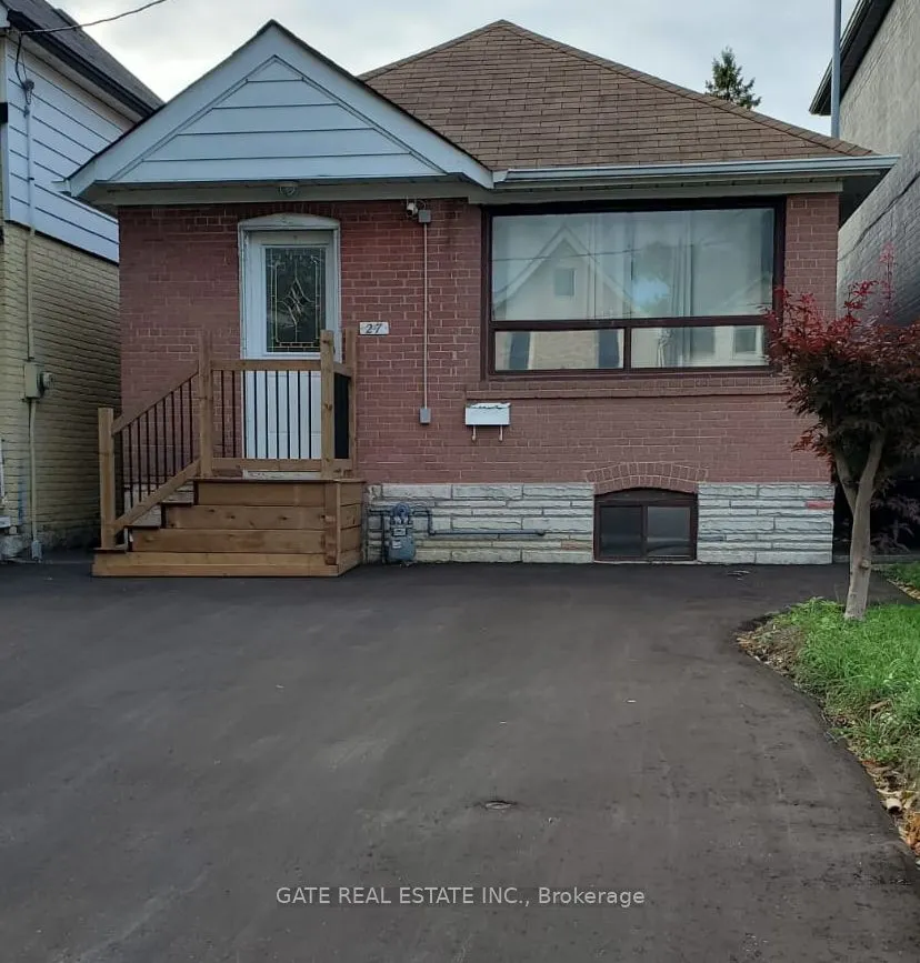 27 Lambton Avenue