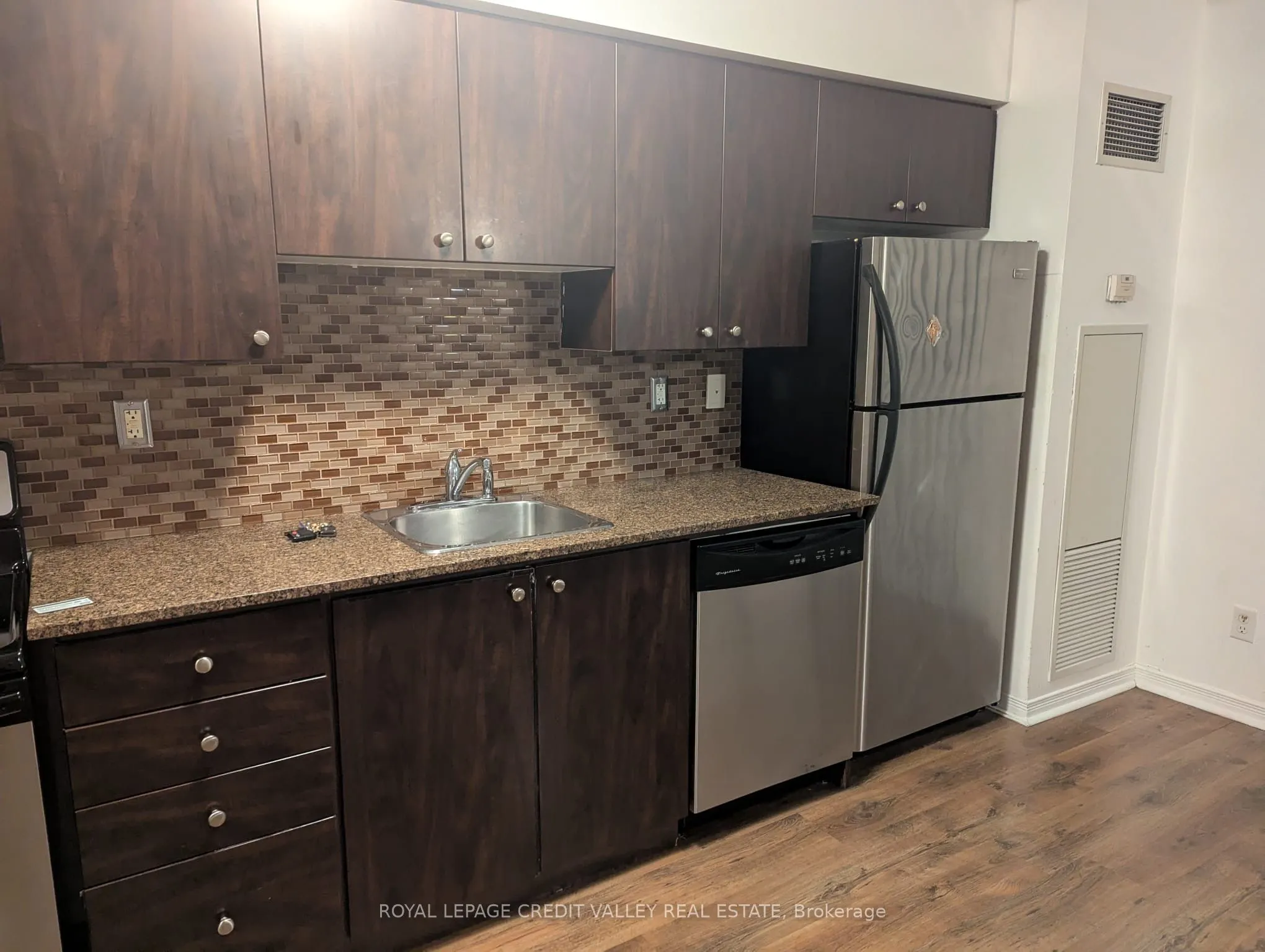 215 Queen Street, #221