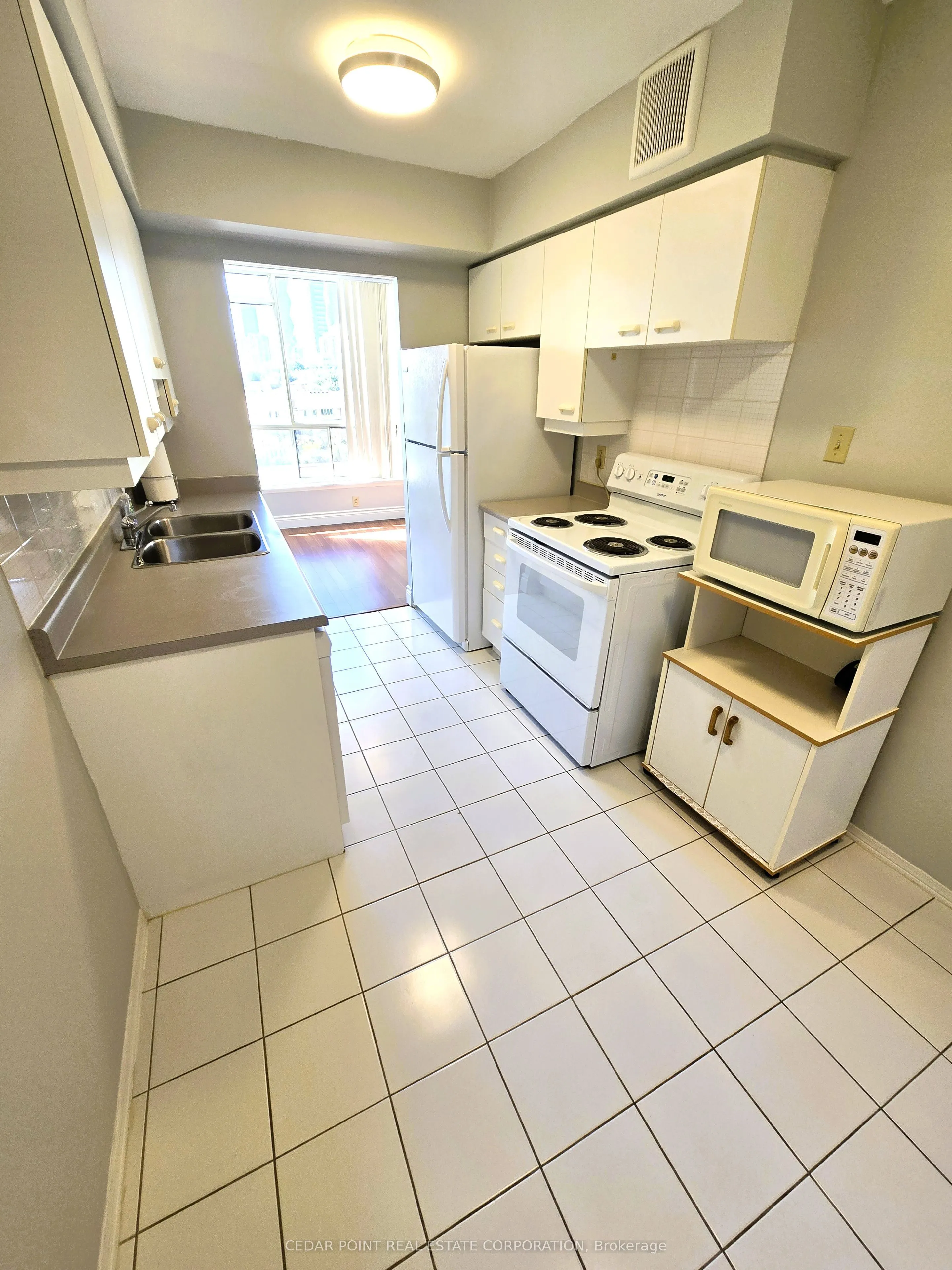 55 Elm Drive W, #701