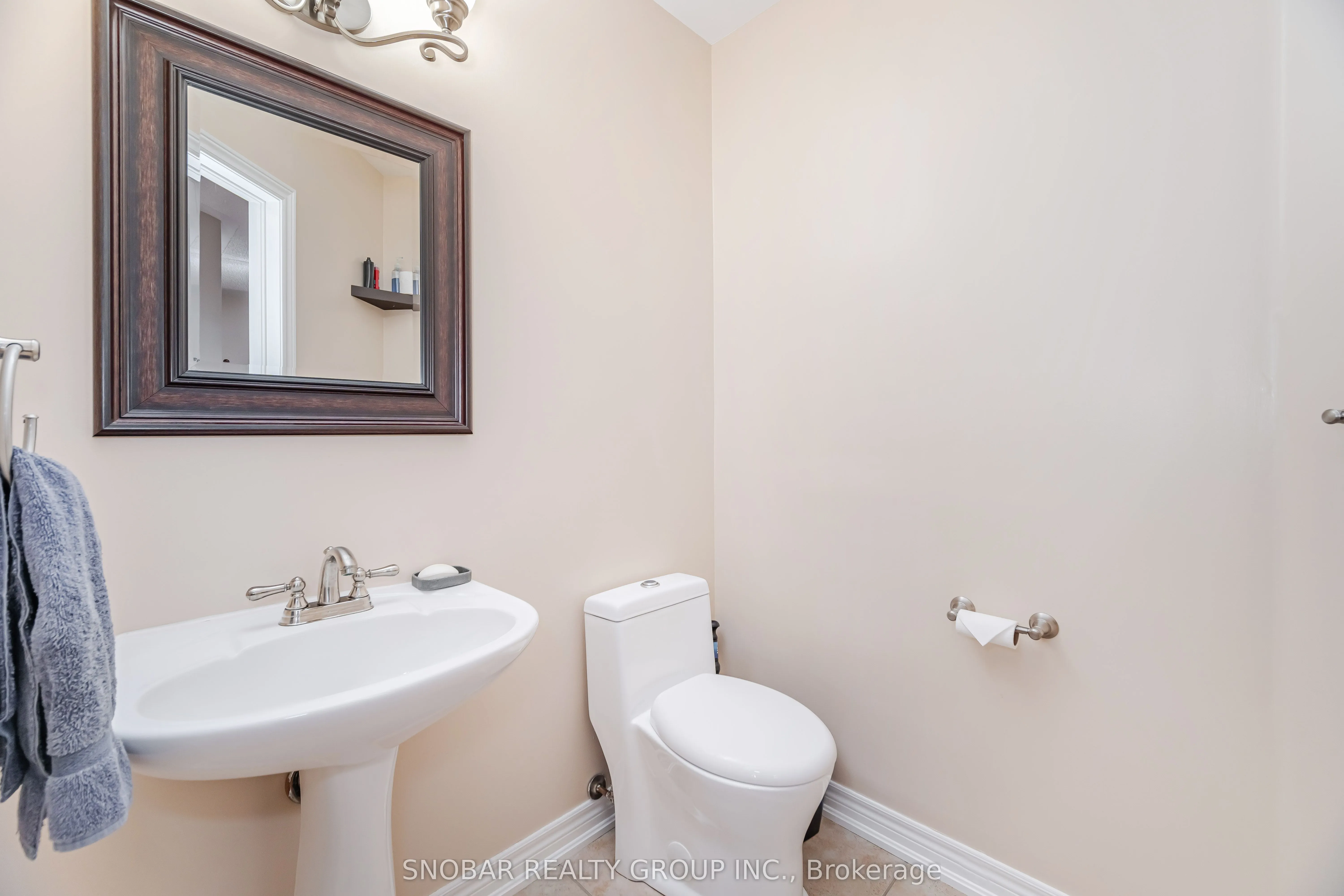 1124 Knotty Pine Grove