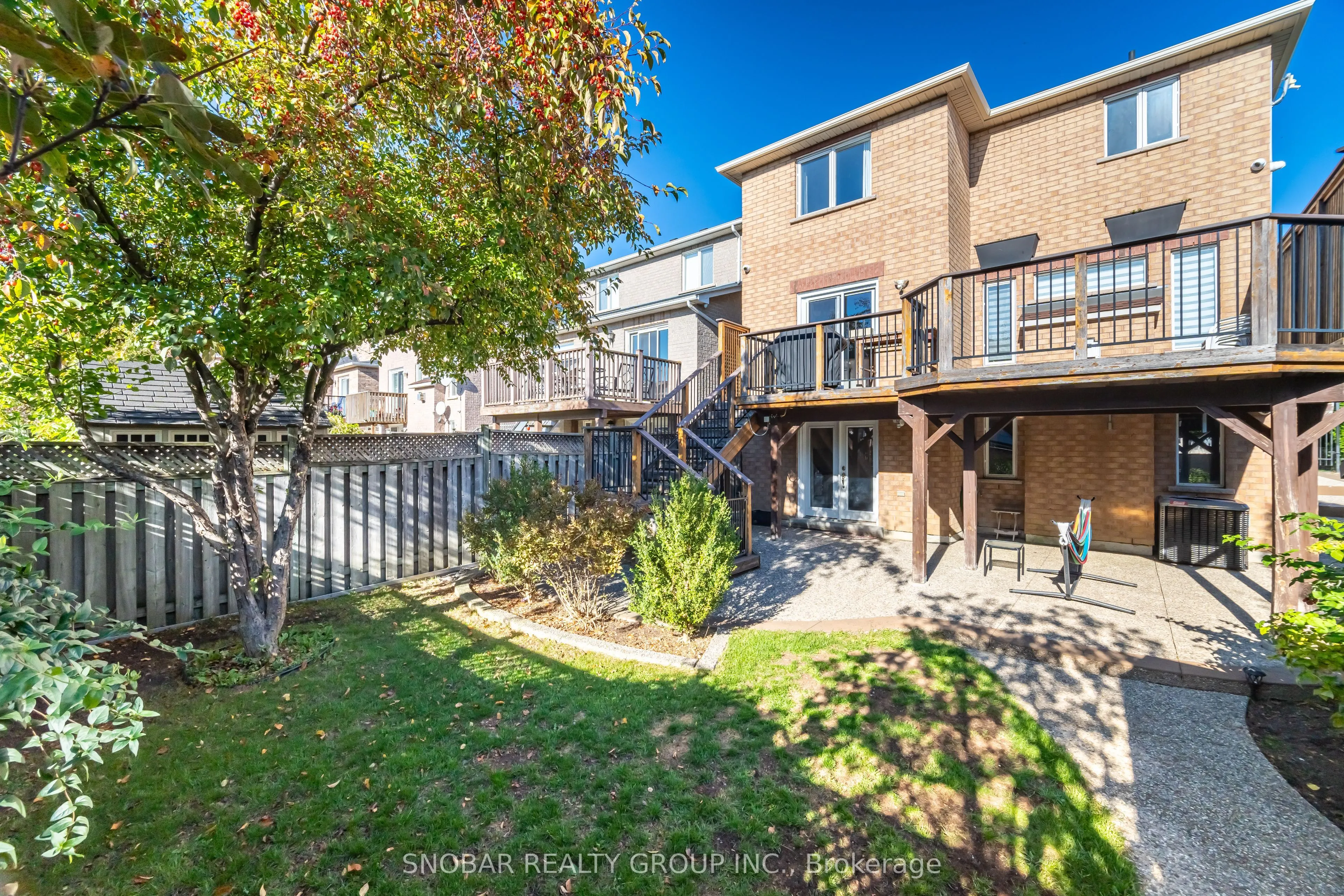 1124 Knotty Pine Grove