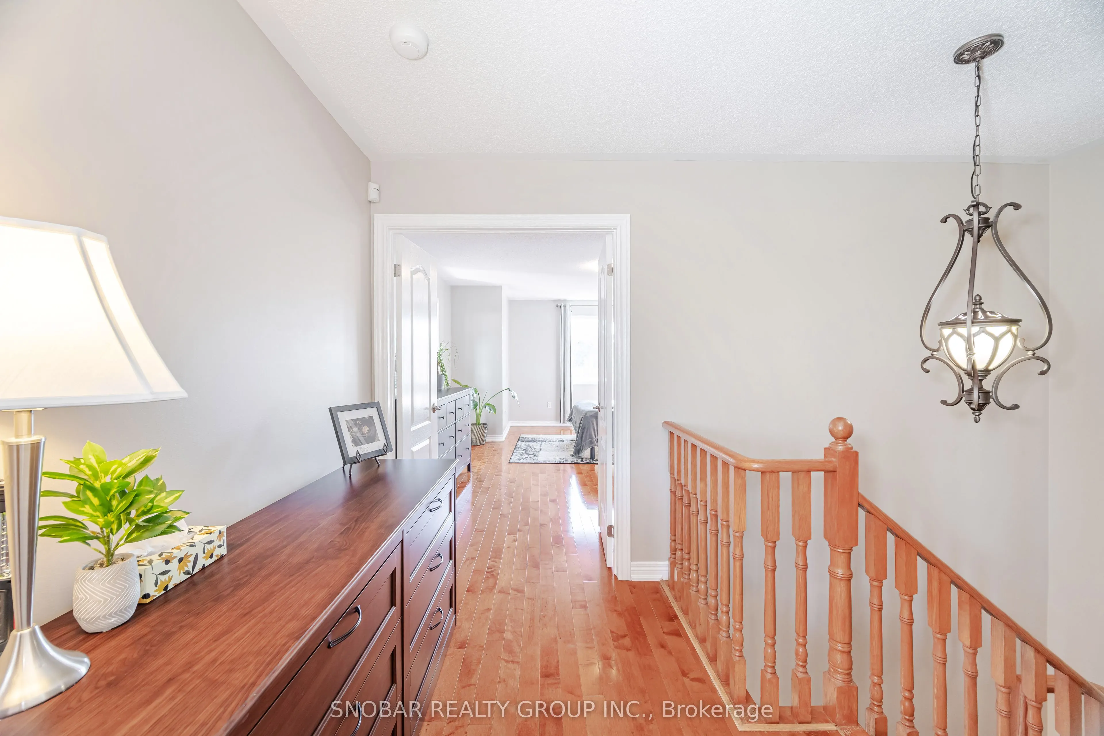 1124 Knotty Pine Grove