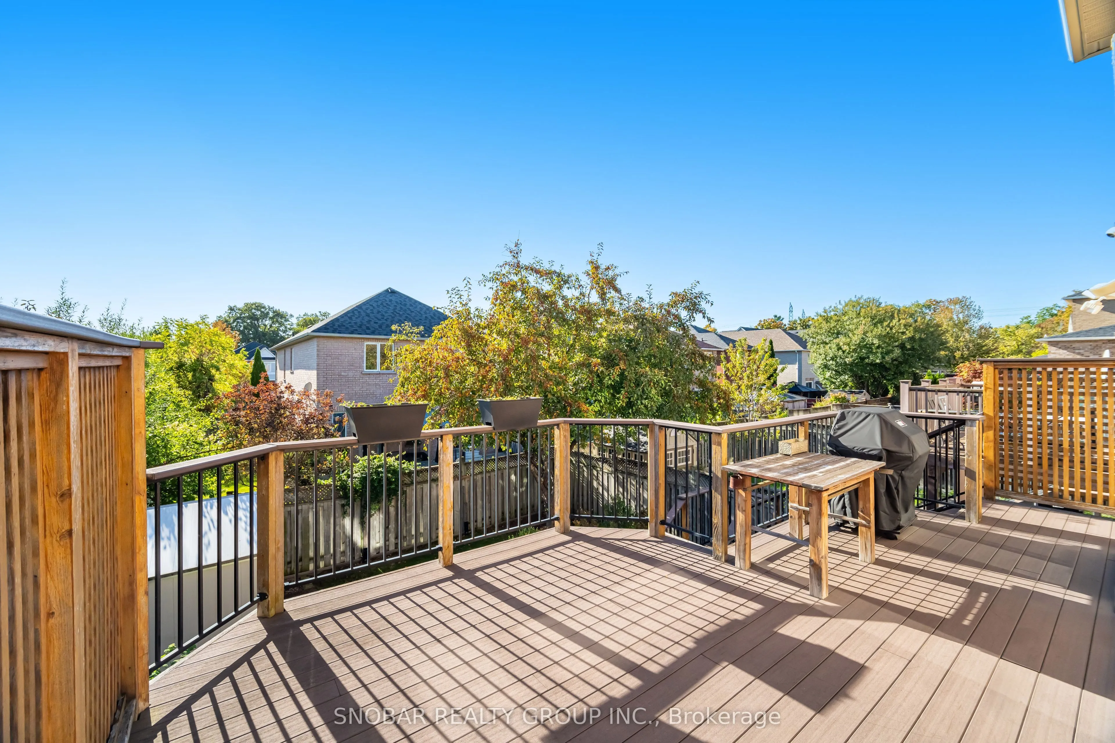 1124 Knotty Pine Grove