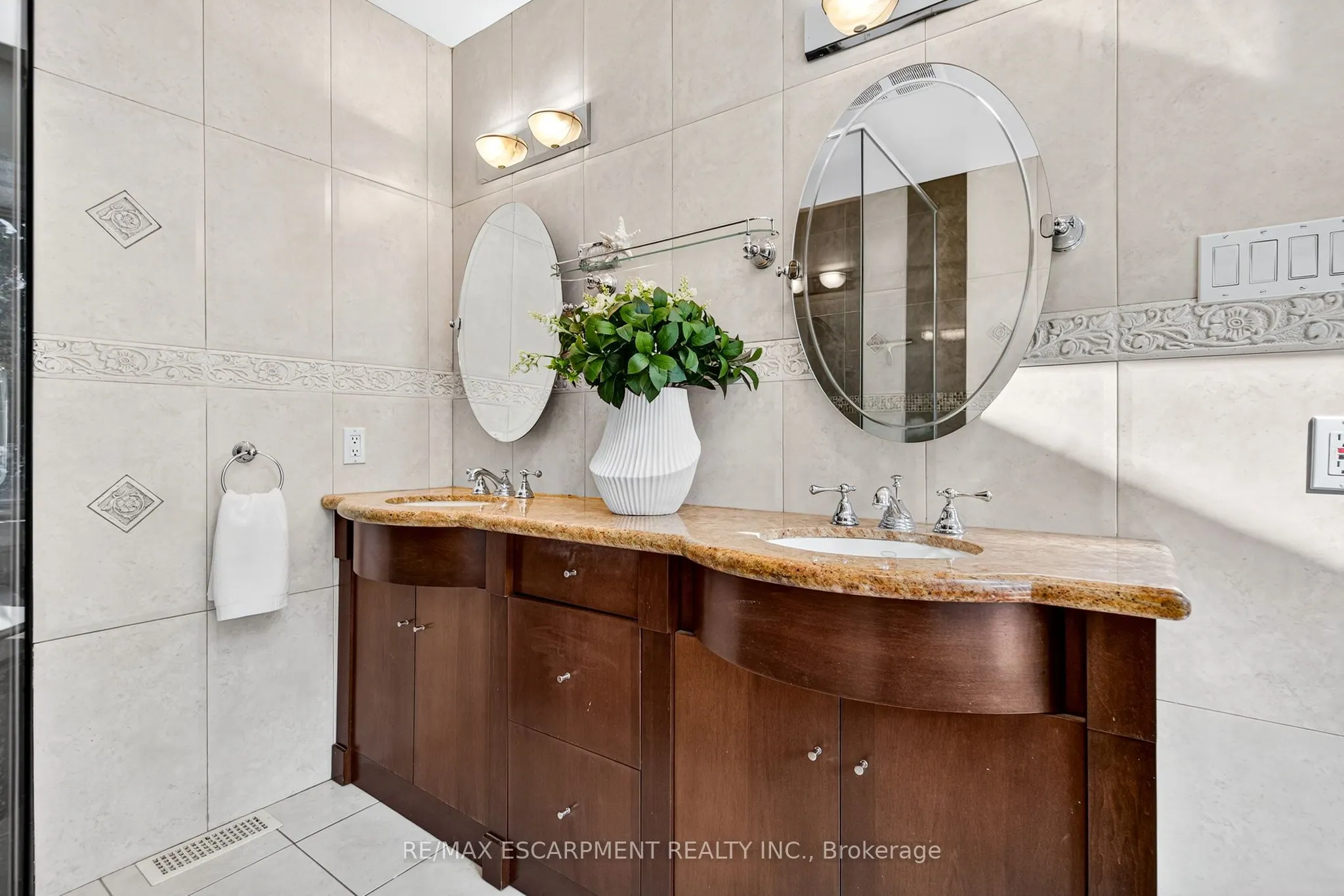 1262 Mississauga Road