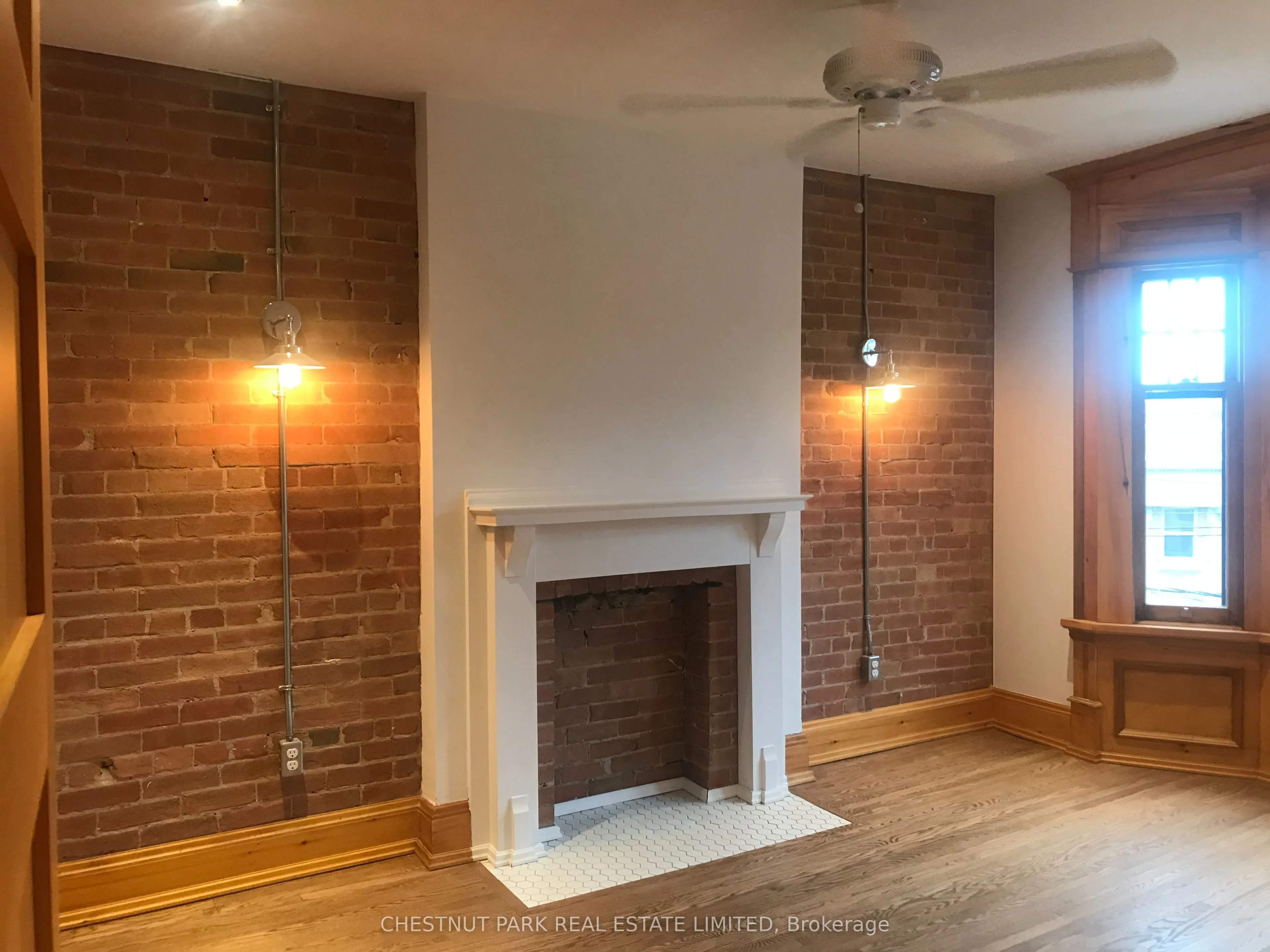 476 Roncesvalles Avenue, ##2
