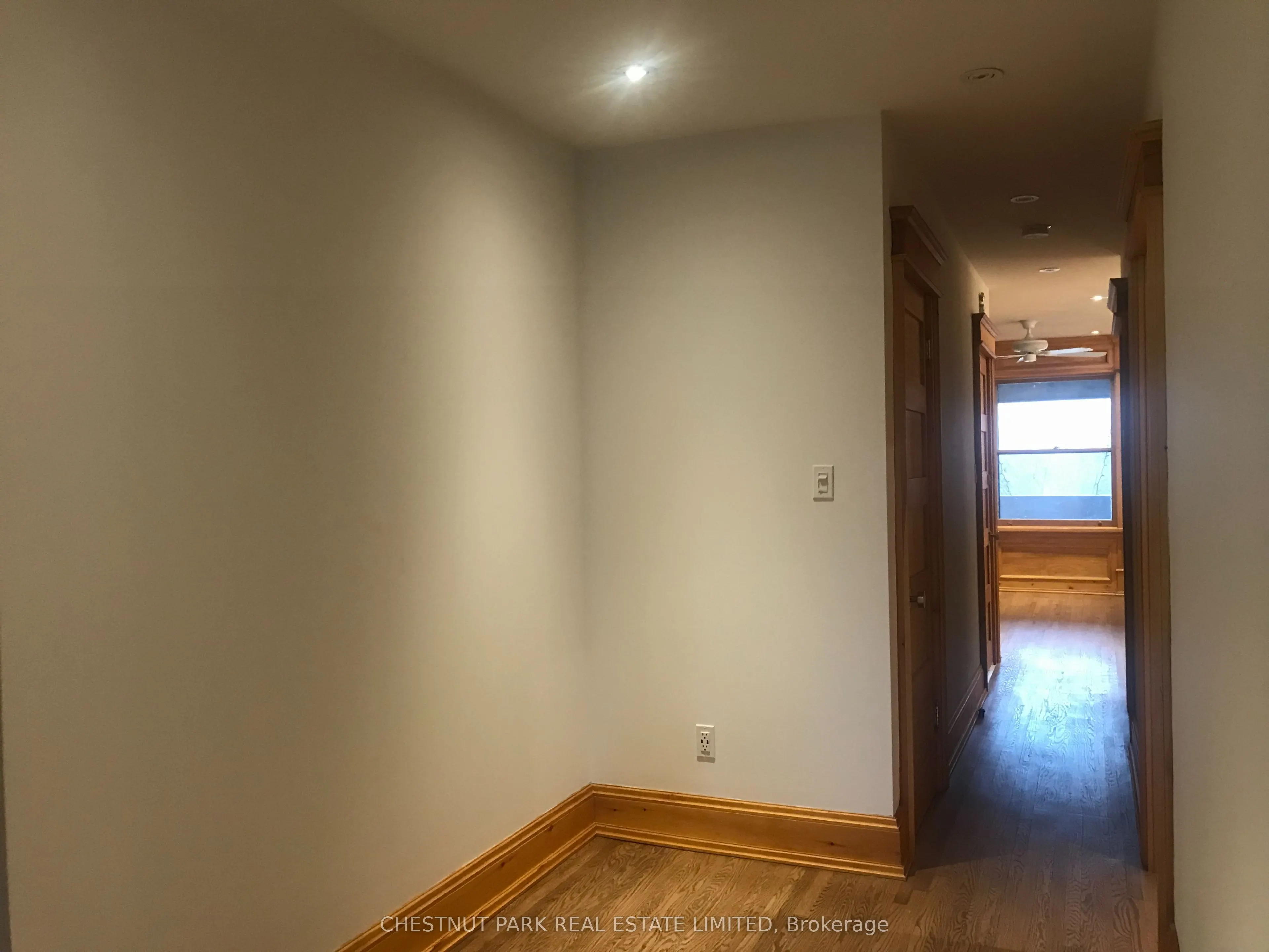 476 Roncesvalles Avenue, ##2