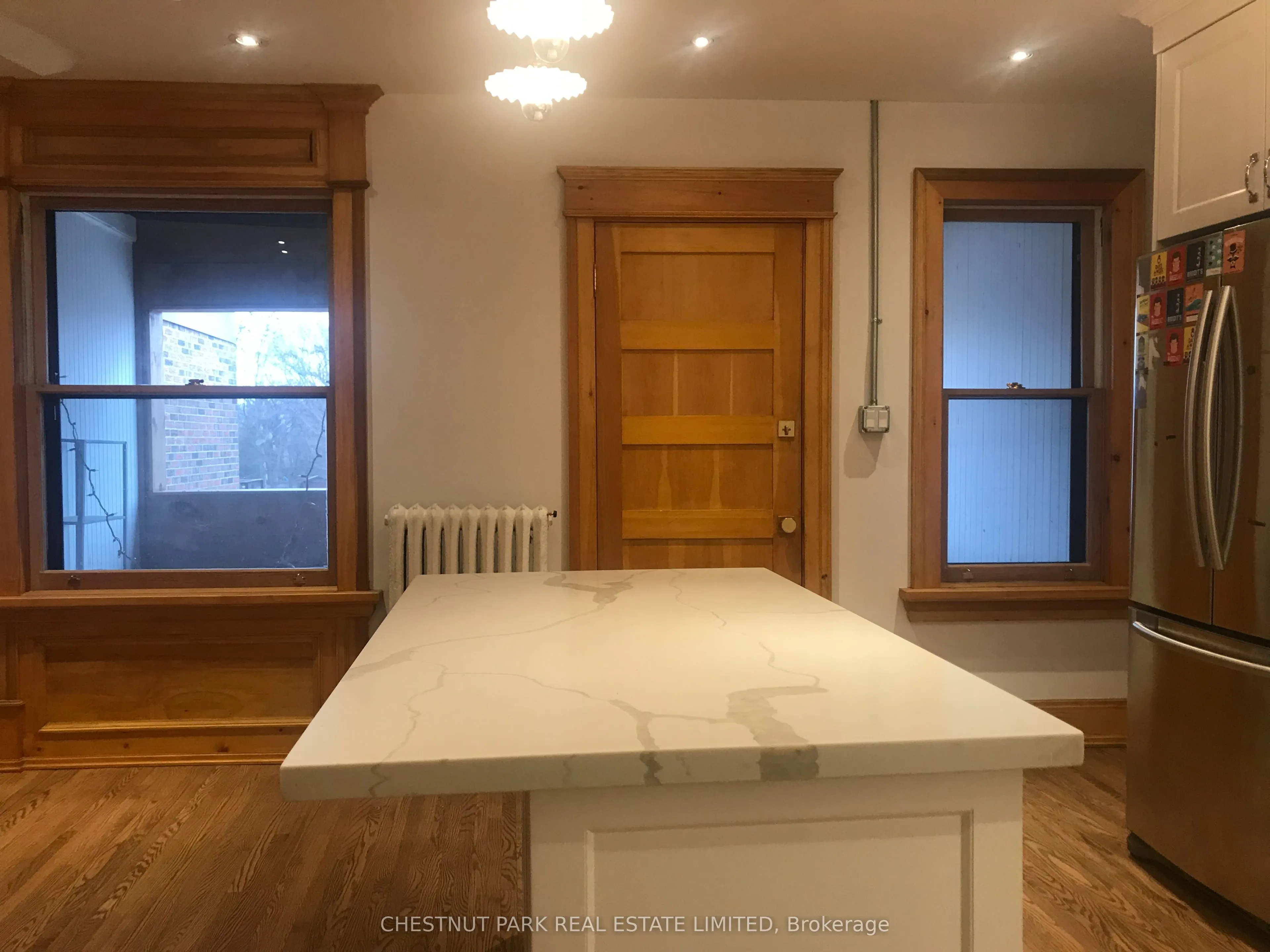 476 Roncesvalles Avenue, ##2