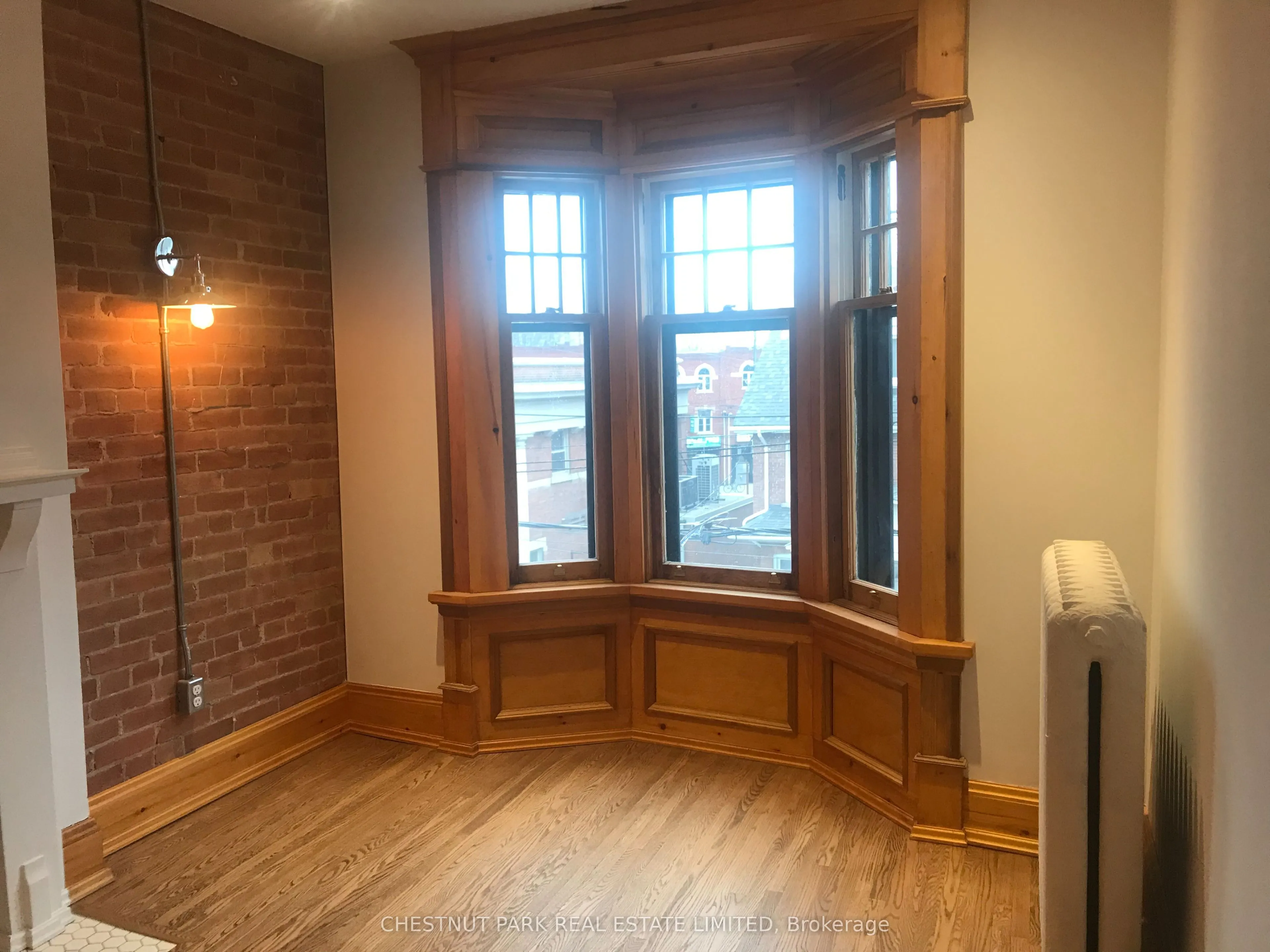 476 Roncesvalles Avenue, ##2