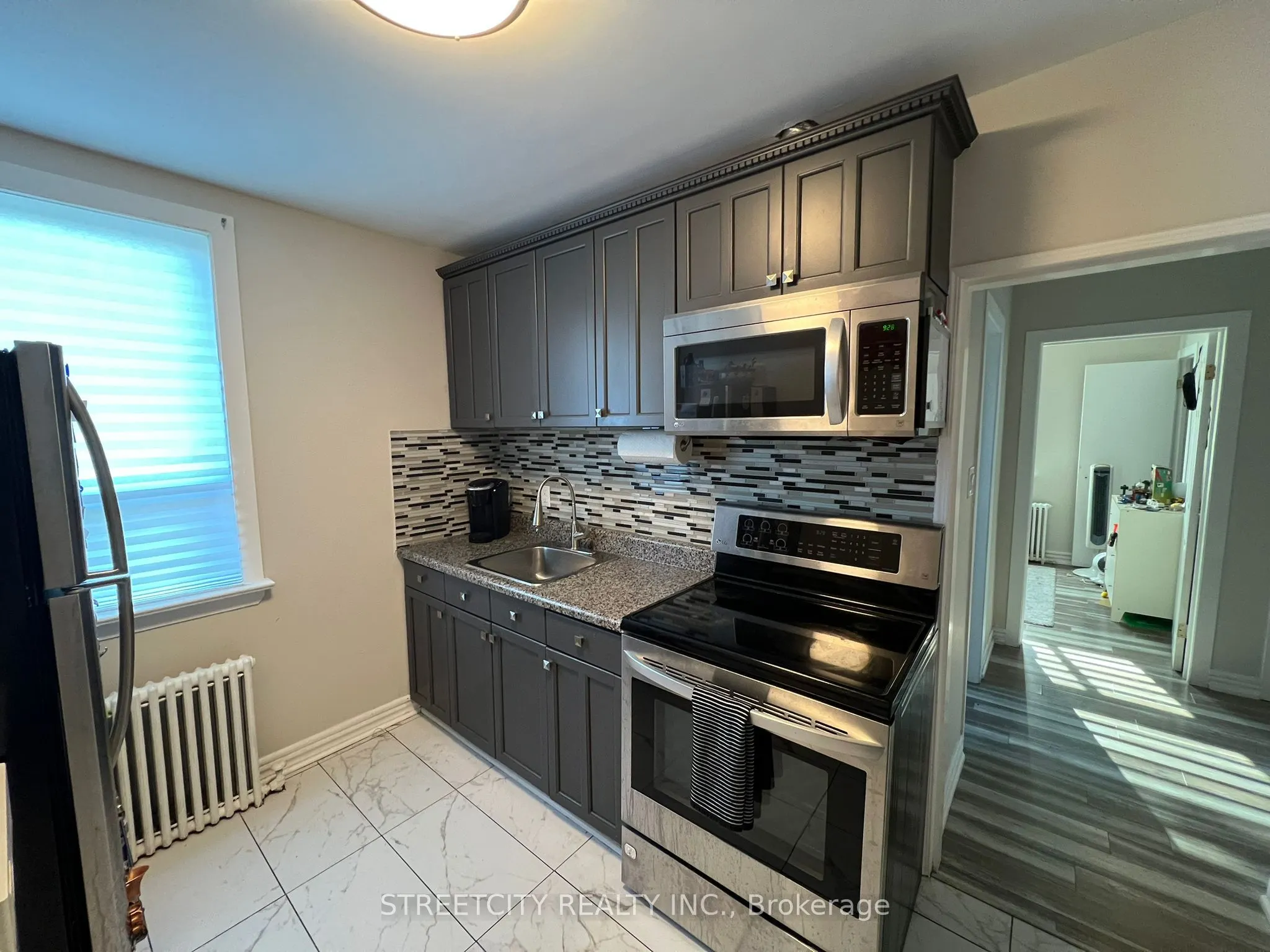 191 Broadway Street, #5