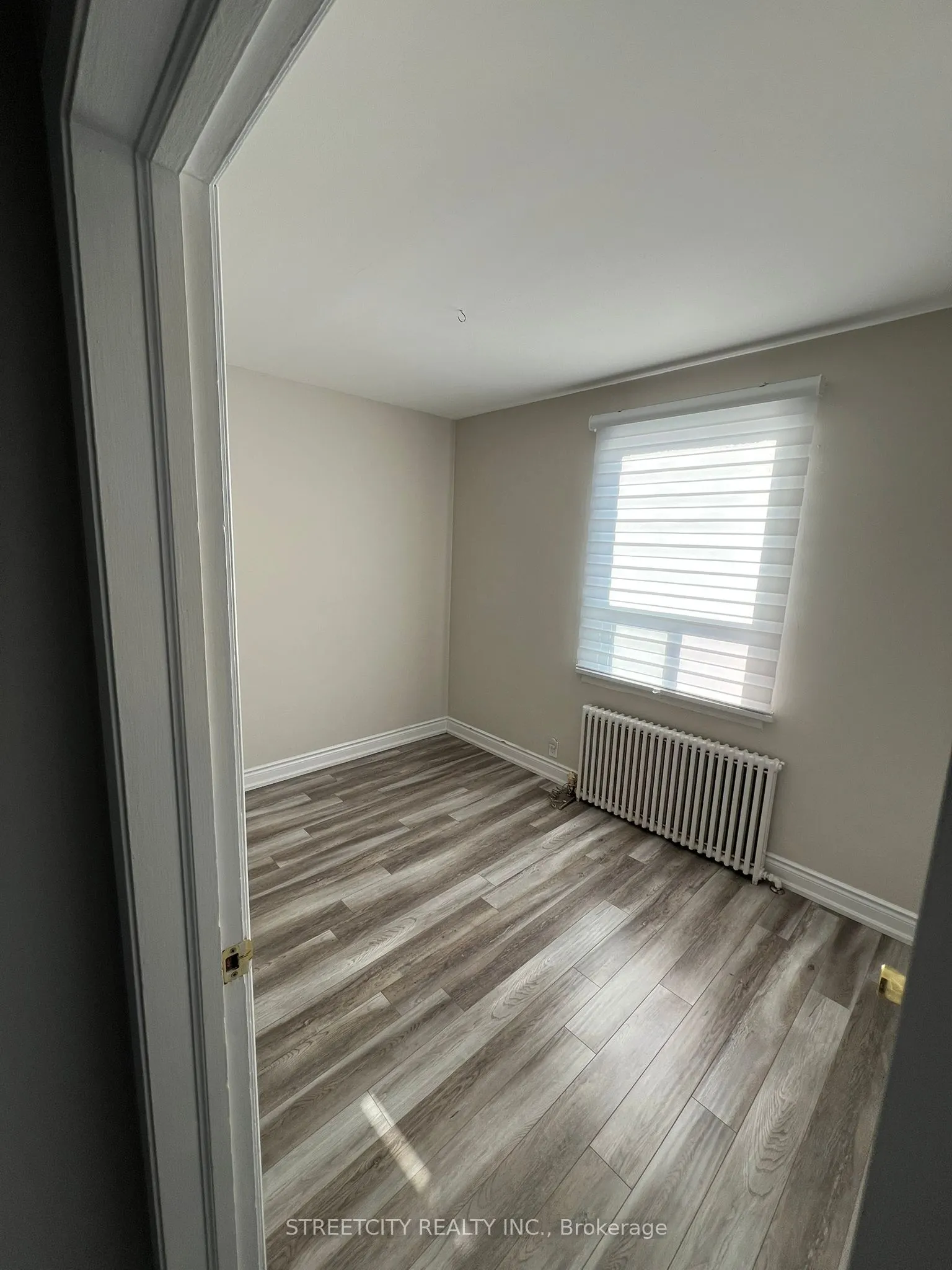 191 Broadway Street, #5