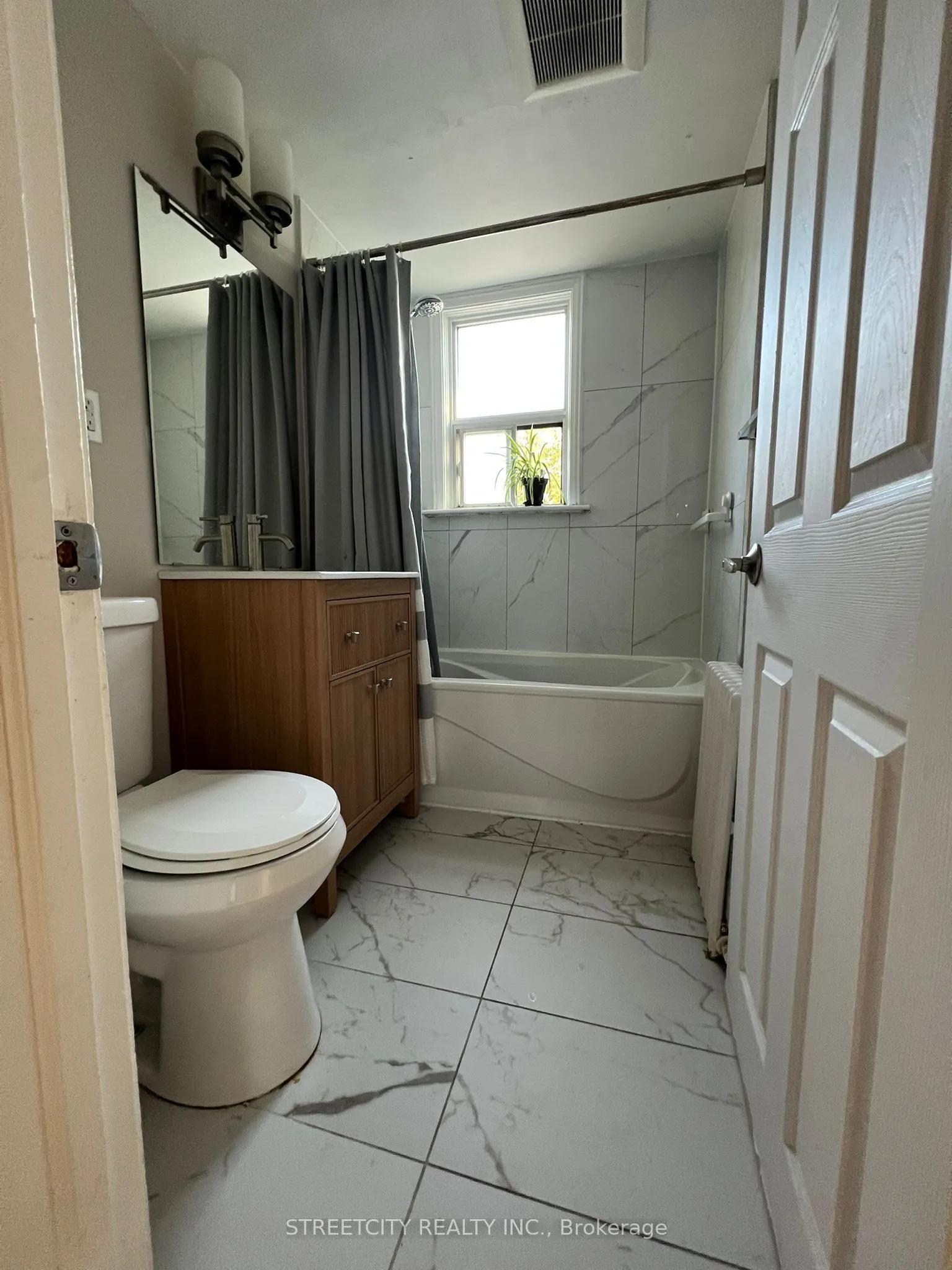 191 Broadway Street, #5