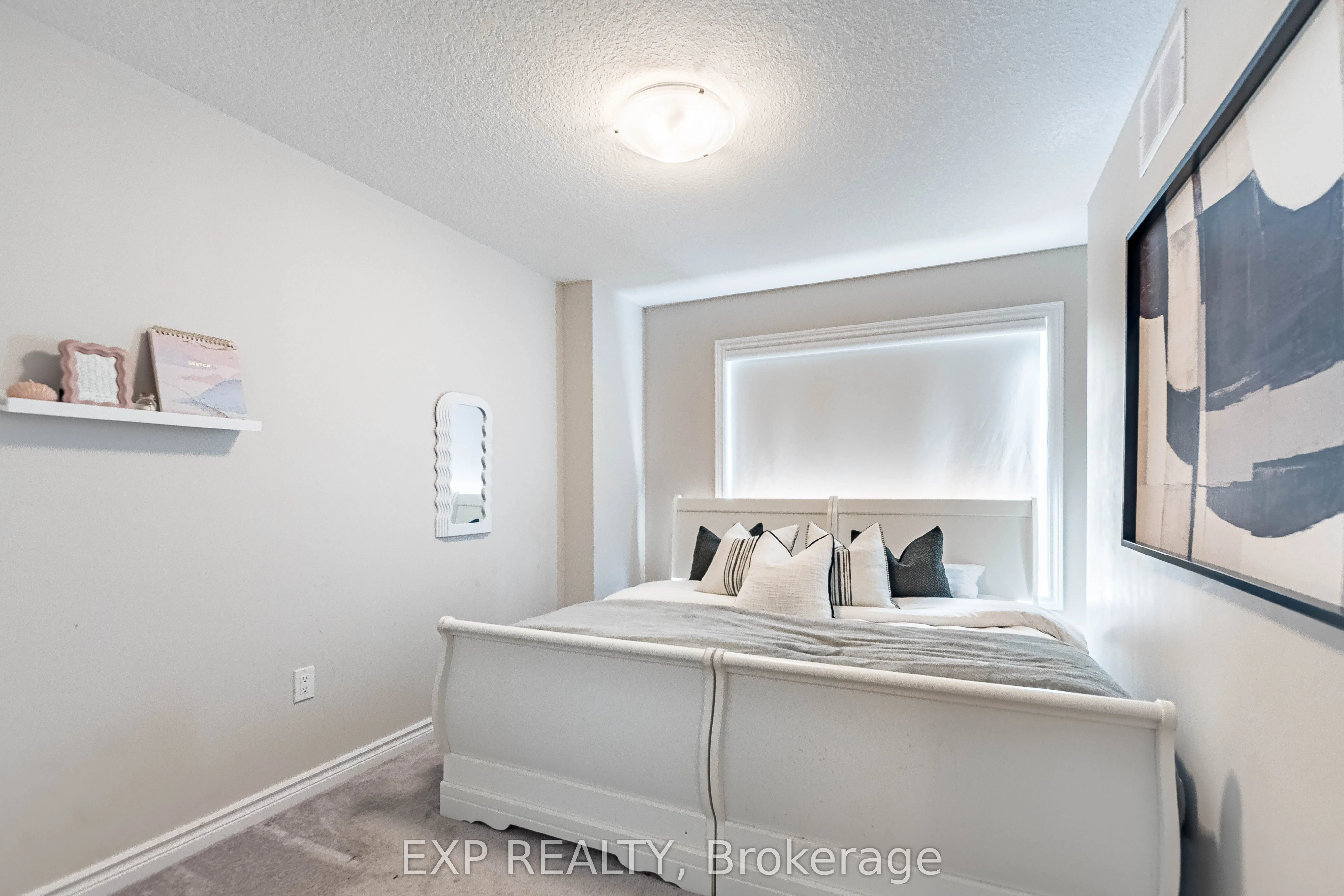 445 Ontario Street S, #7