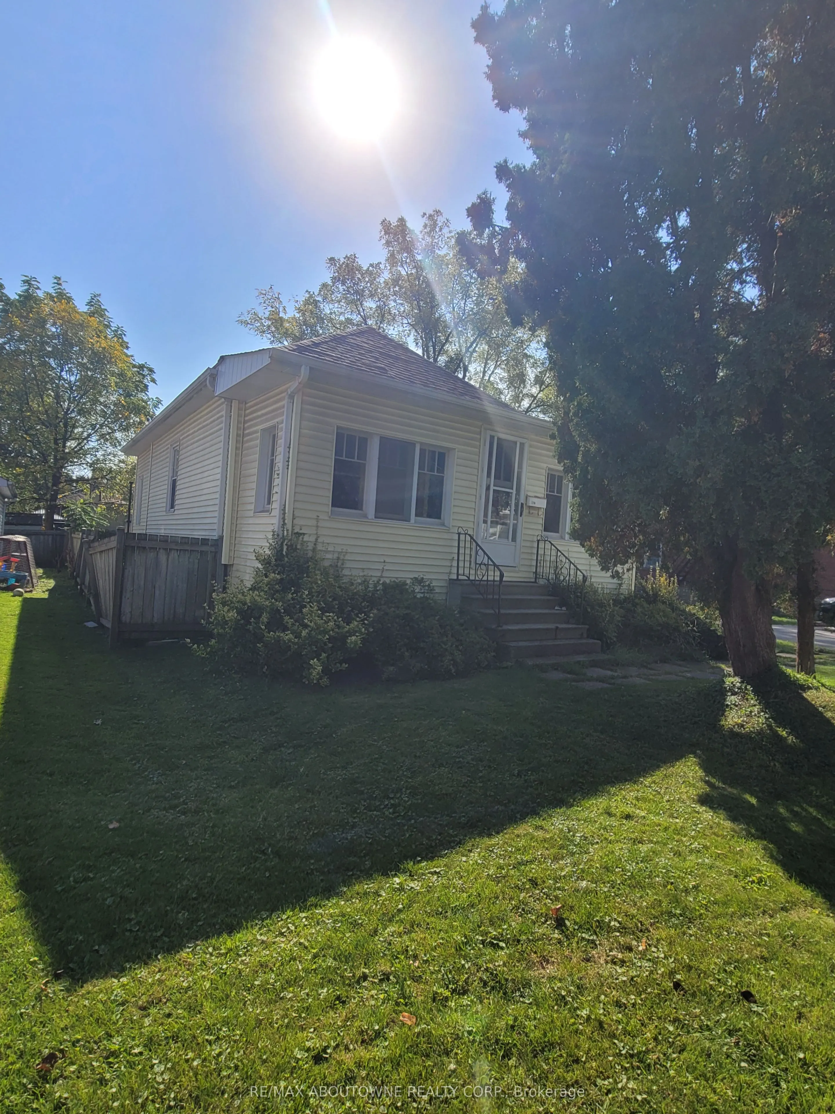 88 Robert Street