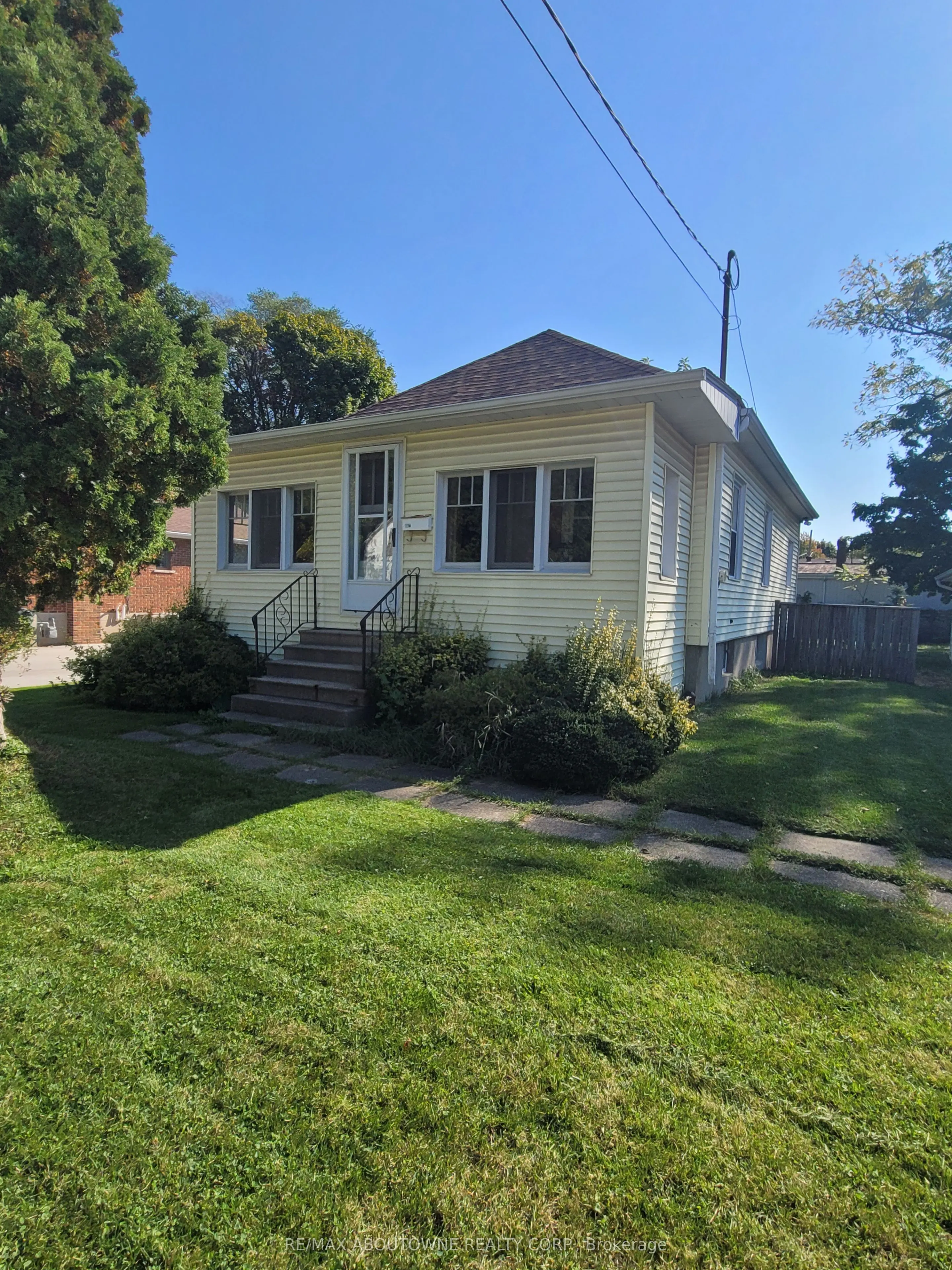88 Robert Street