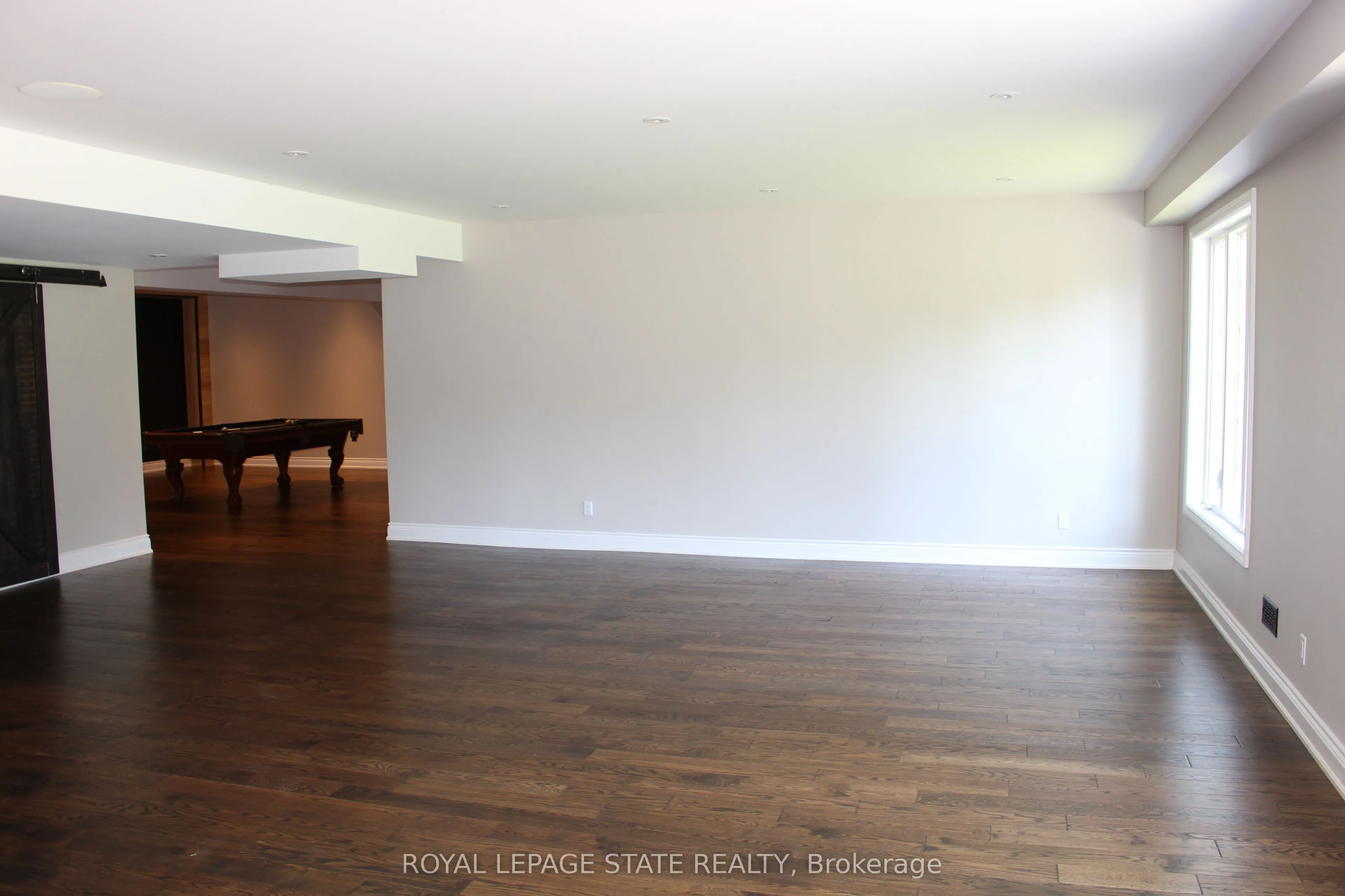 11490 Inglis Drive