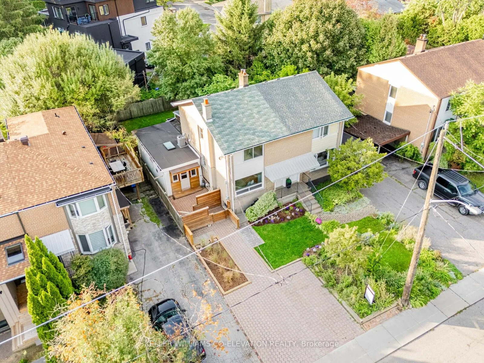 54 Pasadena Gardens