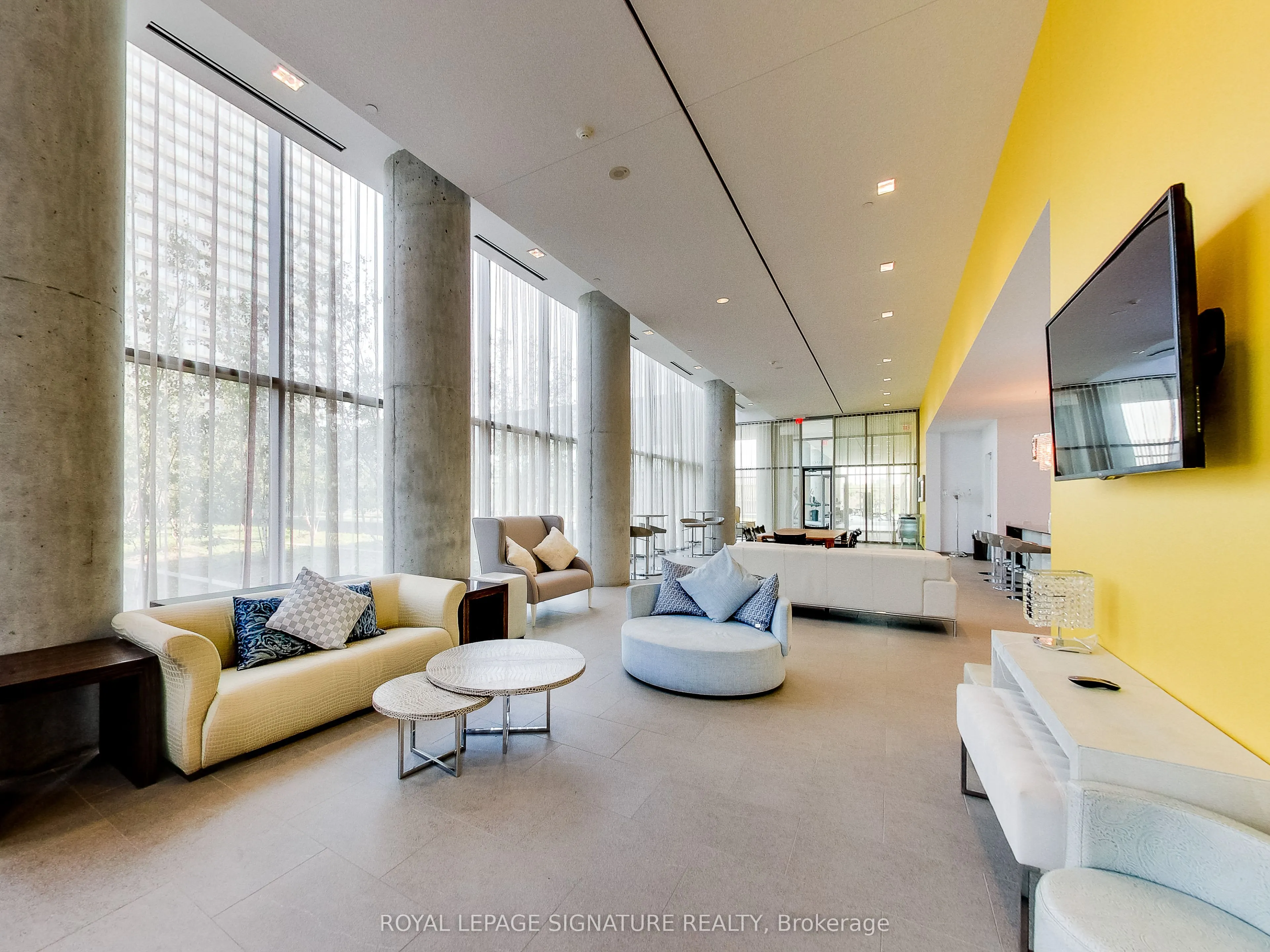 105 The Queensway, #1207
