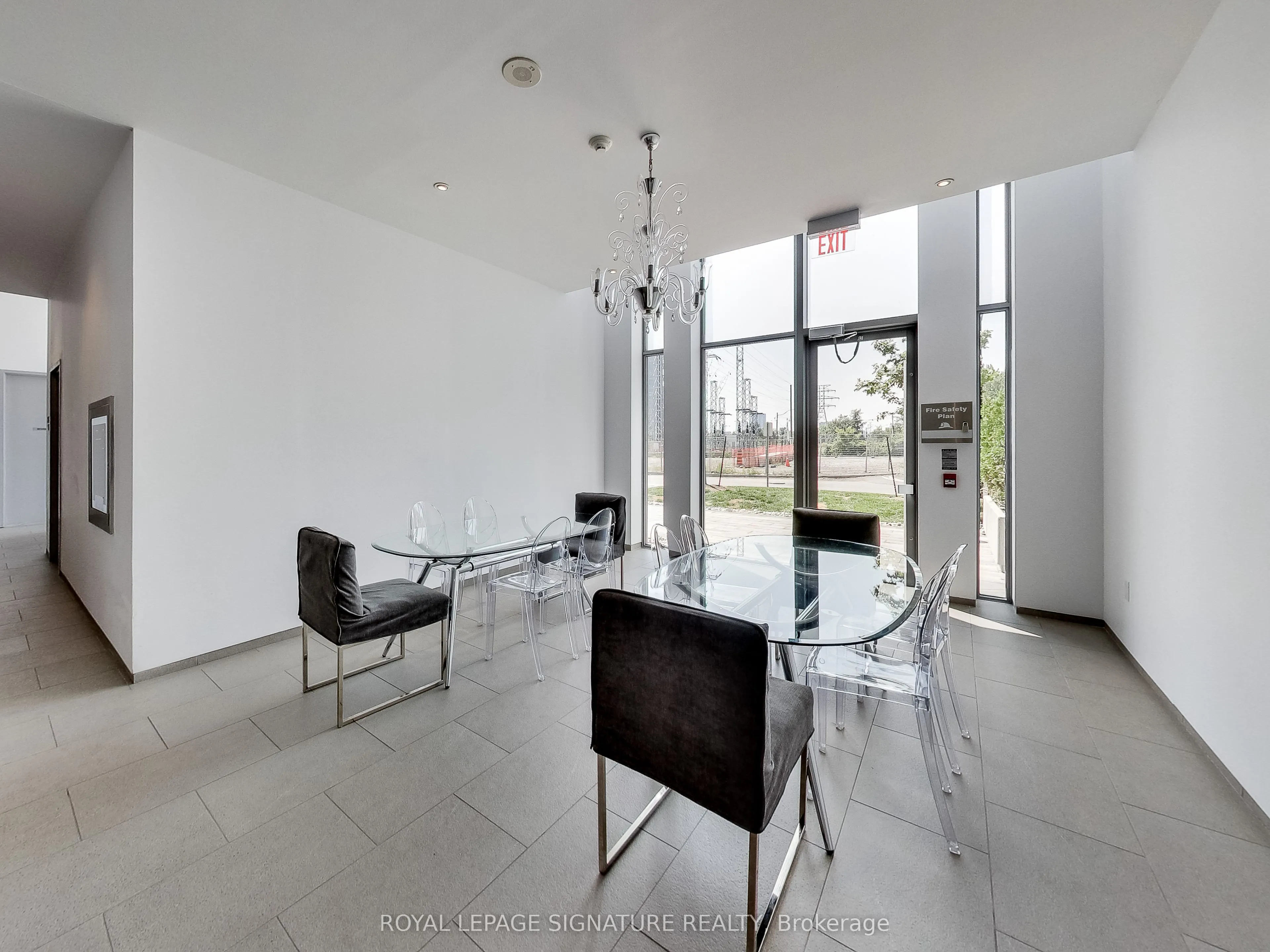105 The Queensway, #1207