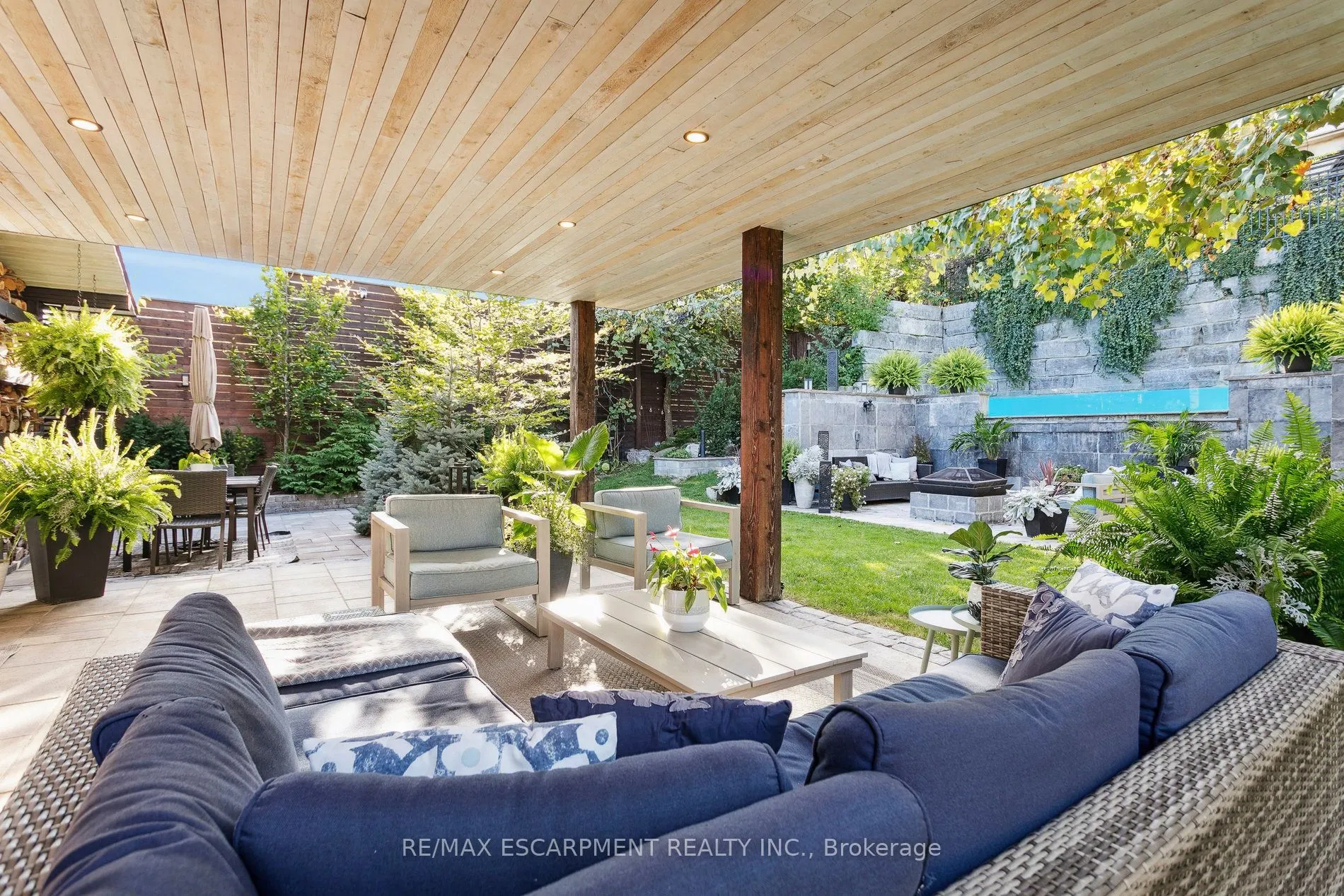 2683 Kingsberry Crescent