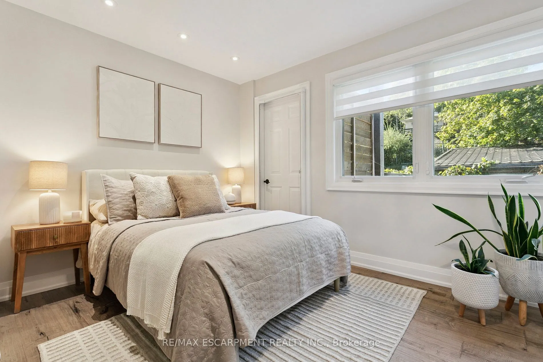 2683 Kingsberry Crescent