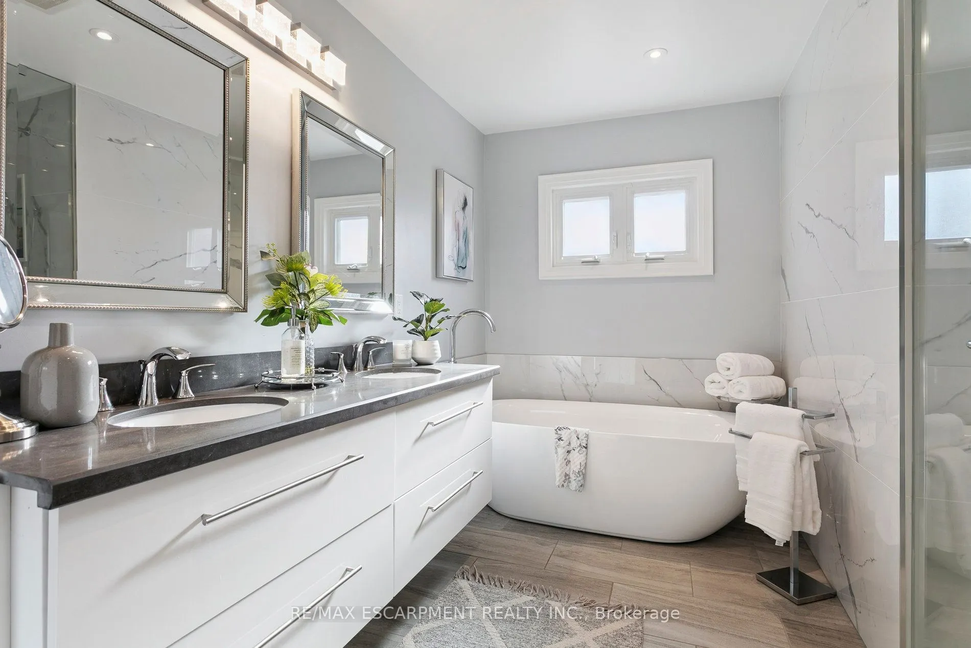2683 Kingsberry Crescent