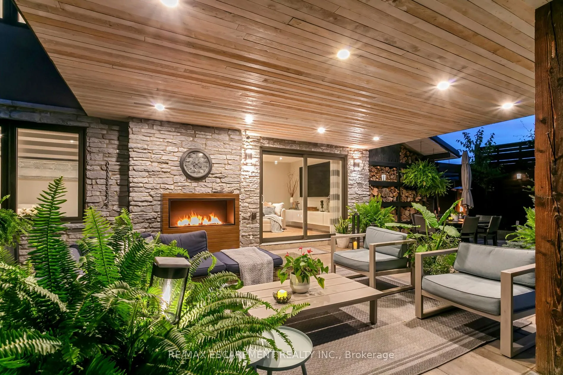 2683 Kingsberry Crescent