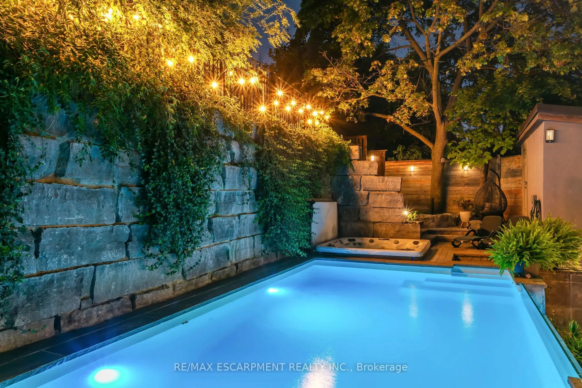 2683 Kingsberry Crescent