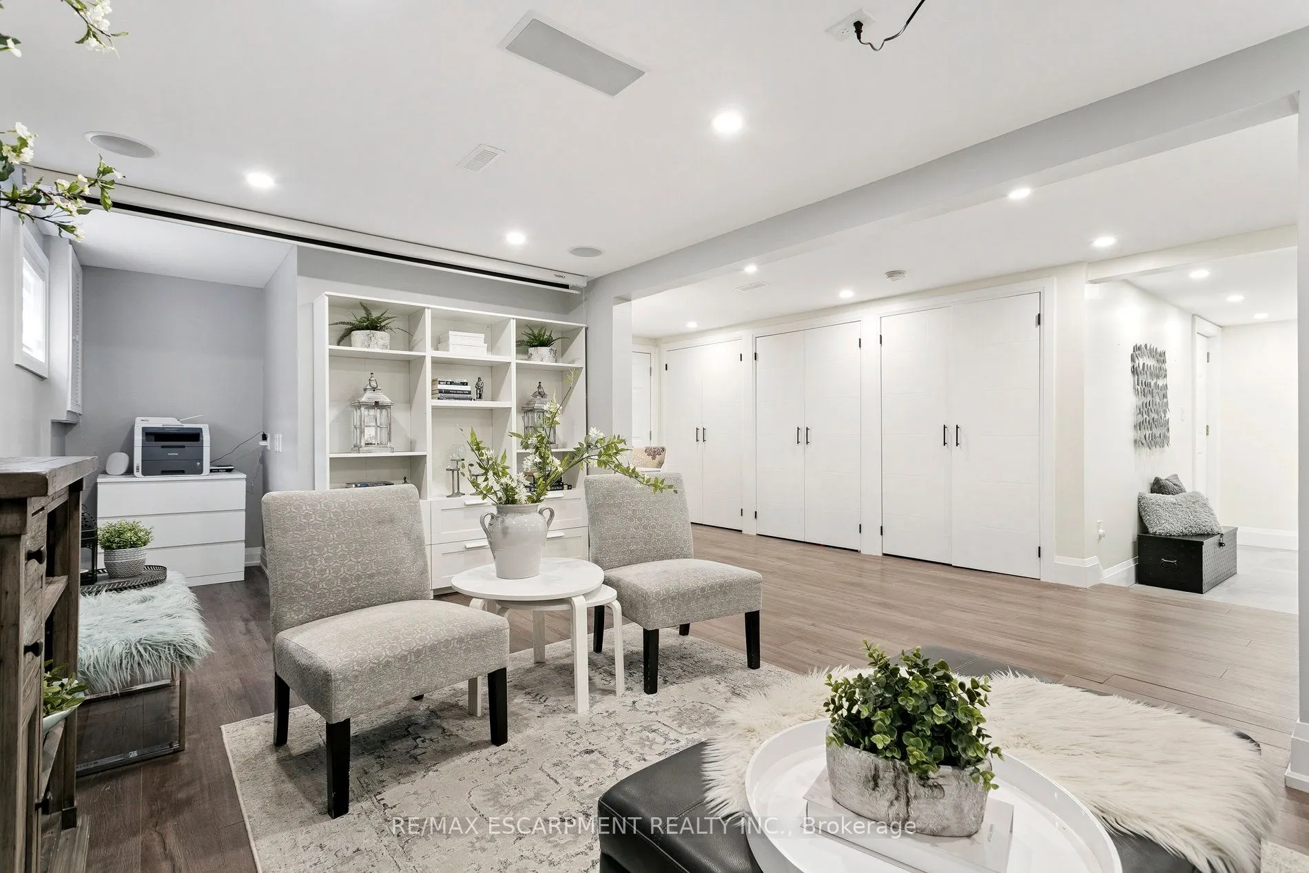 2683 Kingsberry Crescent