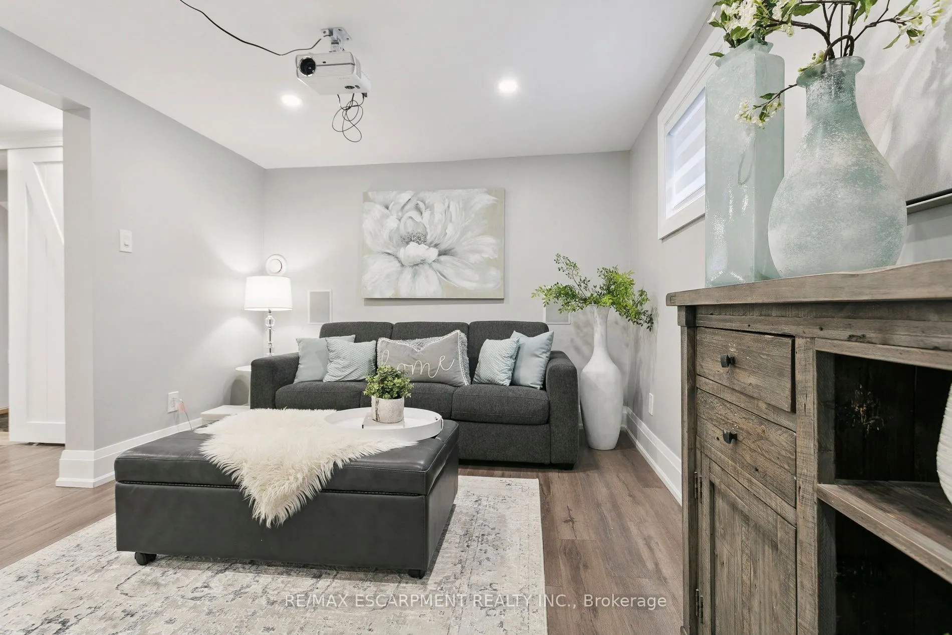 2683 Kingsberry Crescent