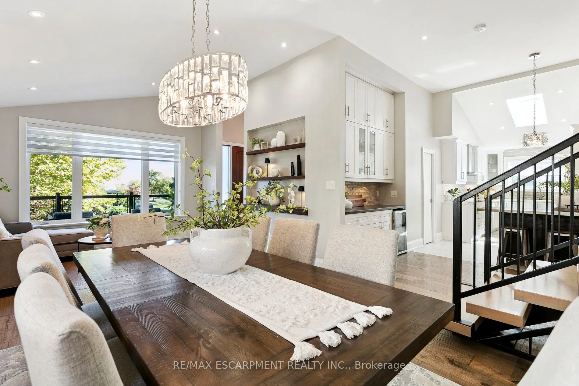 2683 Kingsberry Crescent