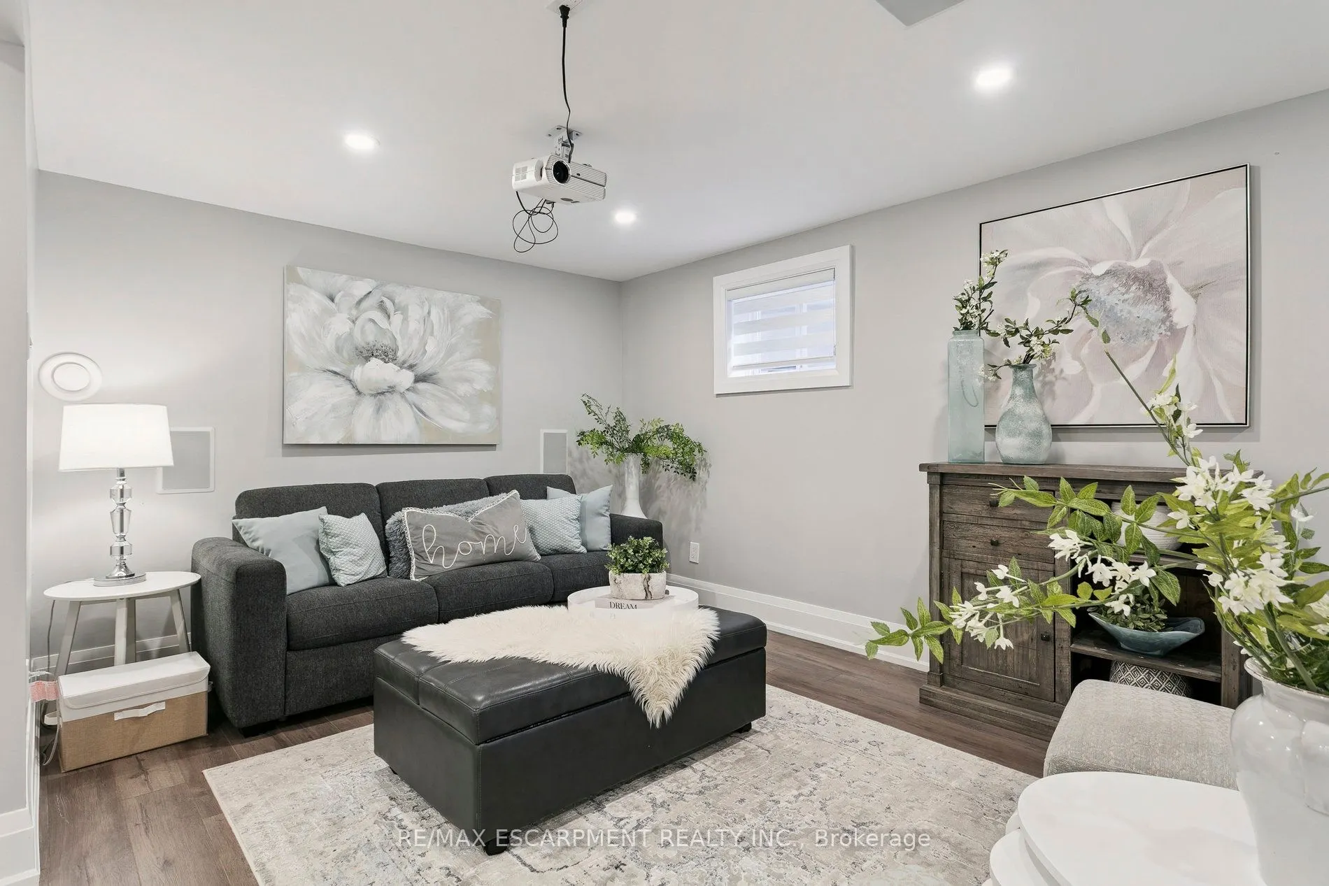 2683 Kingsberry Crescent