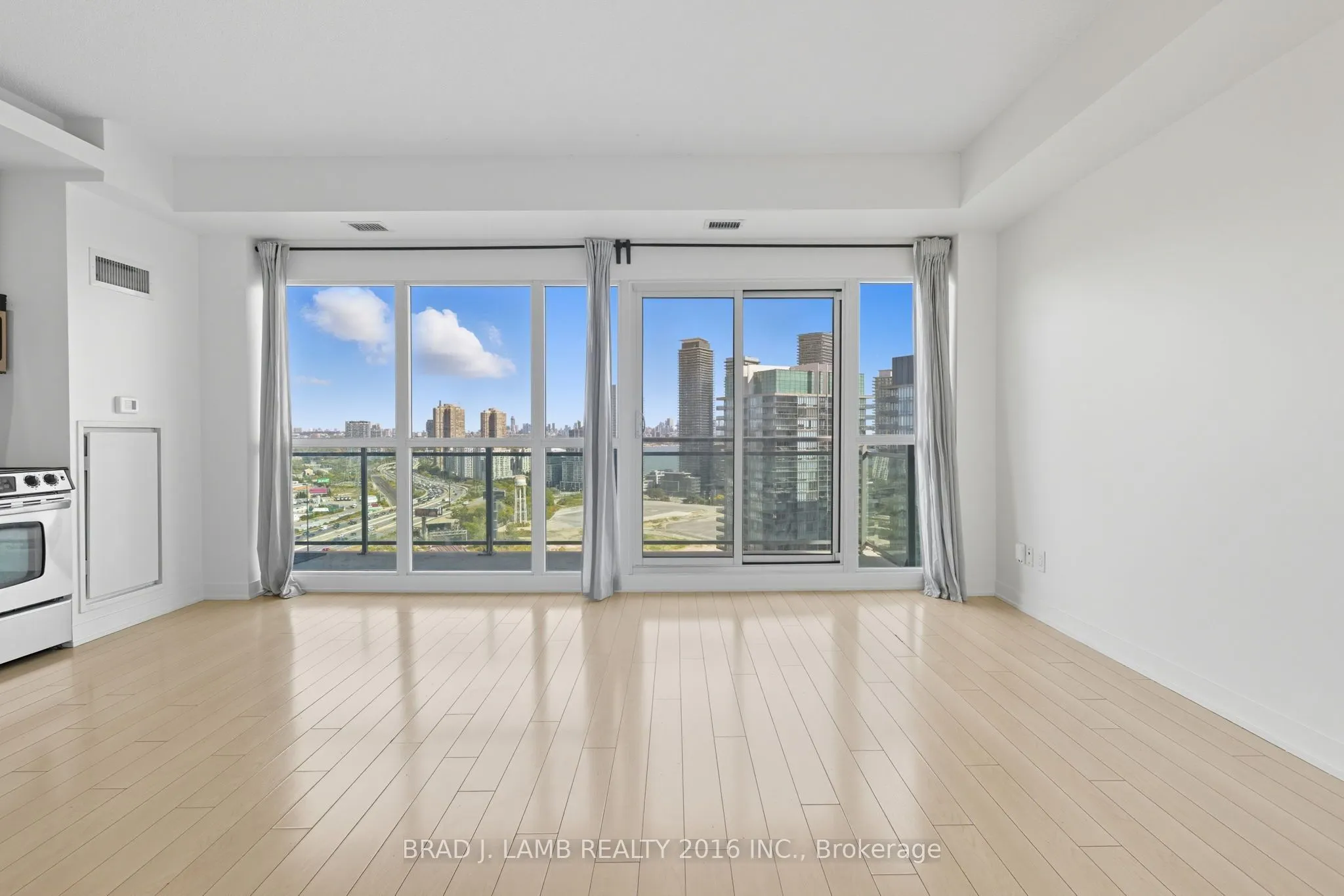 165 Legion Road N, #2425