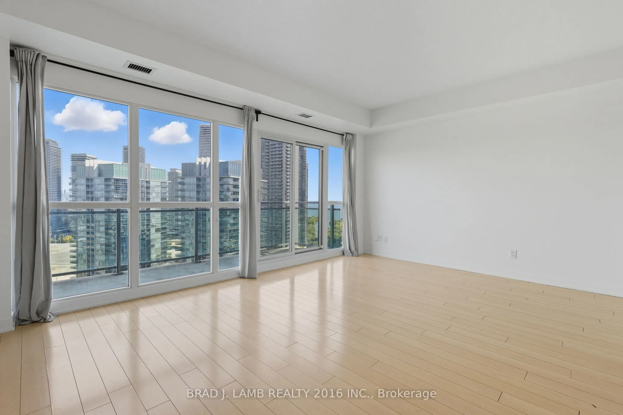 165 Legion Road N, #2425