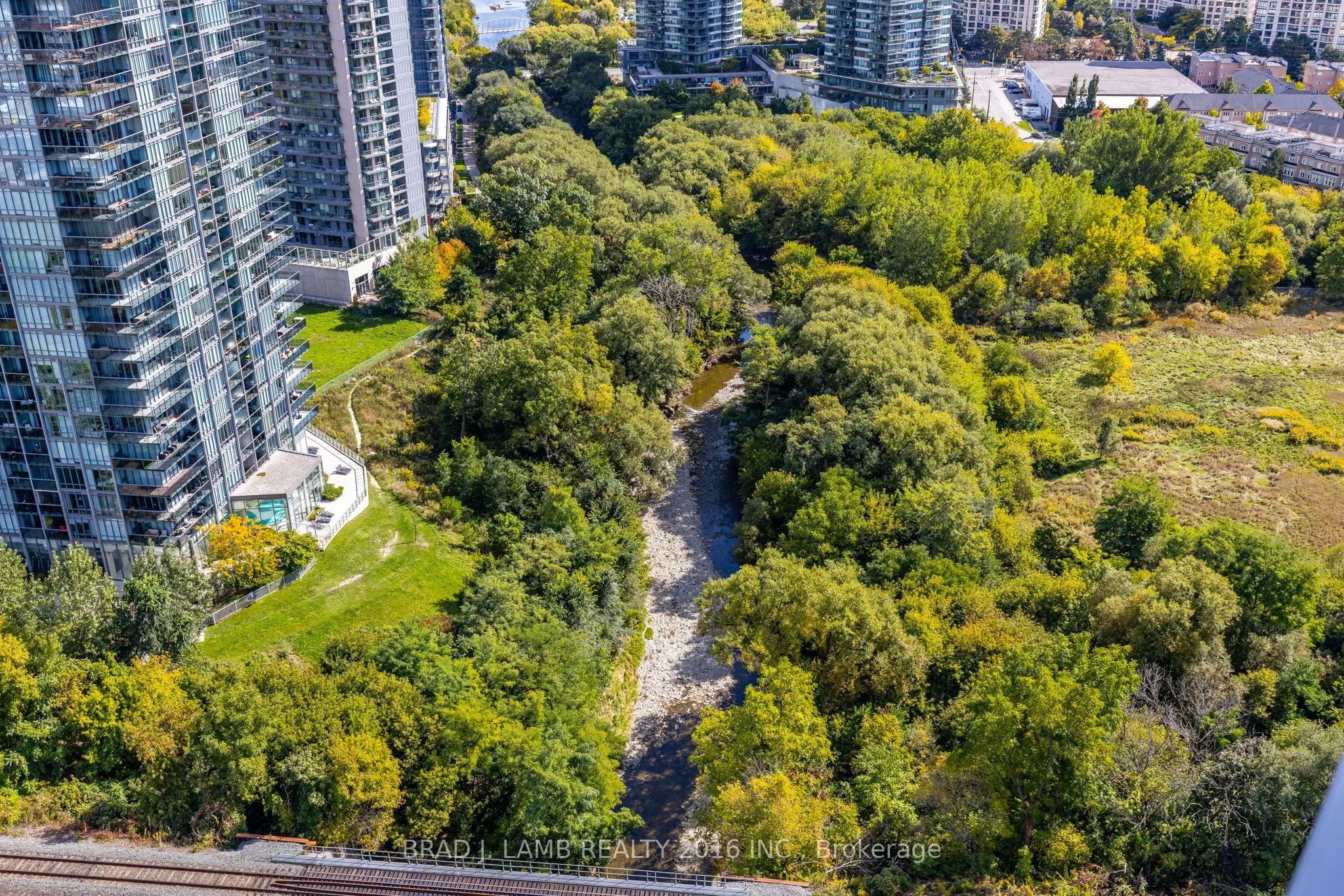 165 Legion Road N, #2425