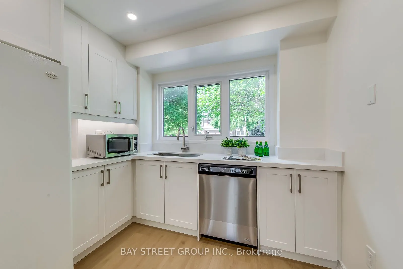1106 Beechnut Road