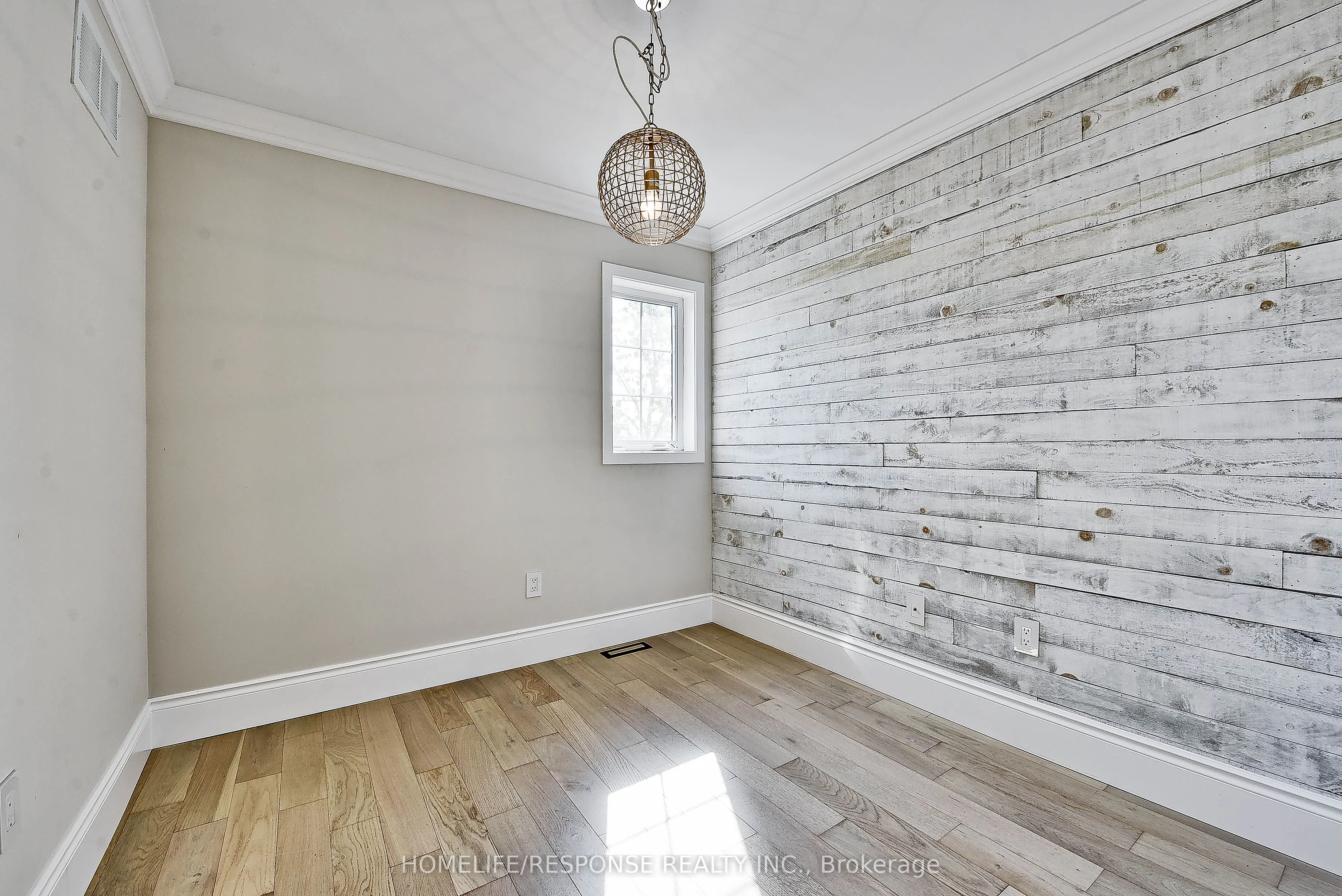 3927 Eglinton Avenue W