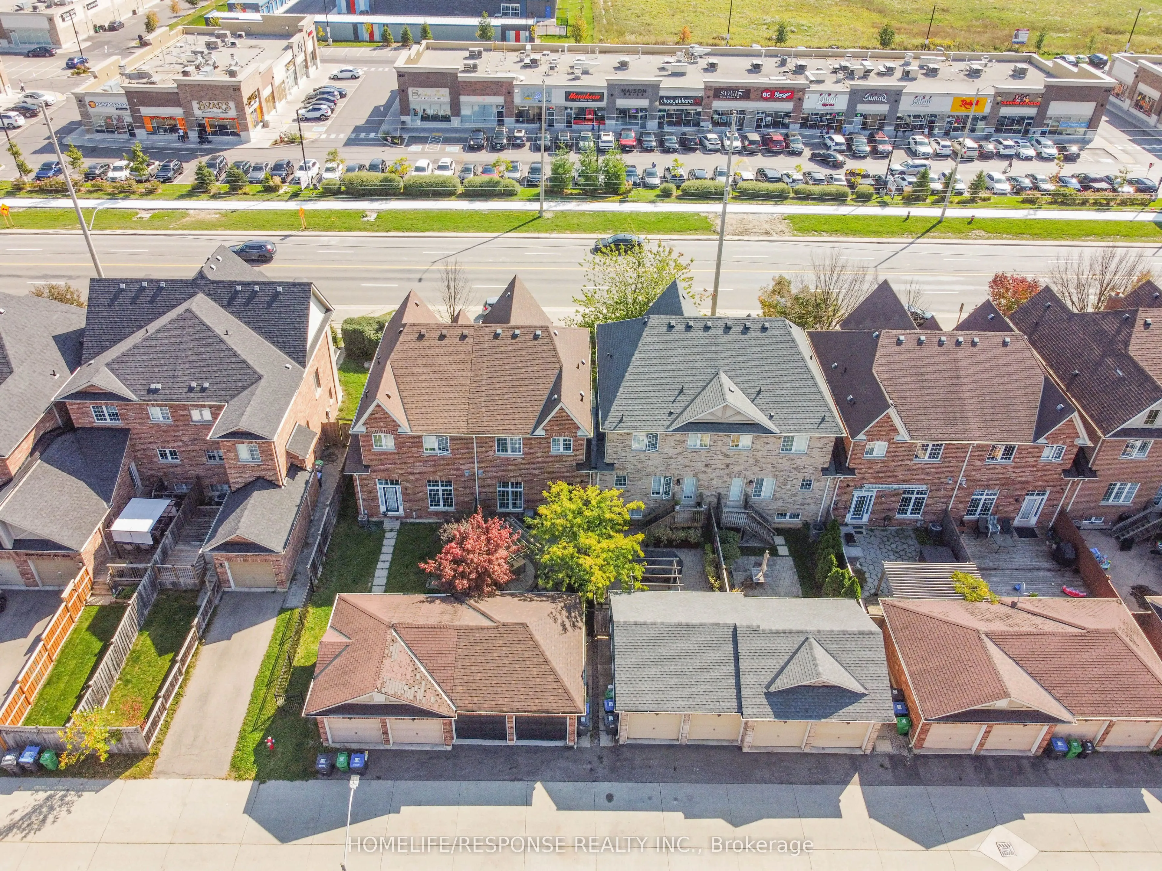 3927 Eglinton Avenue W