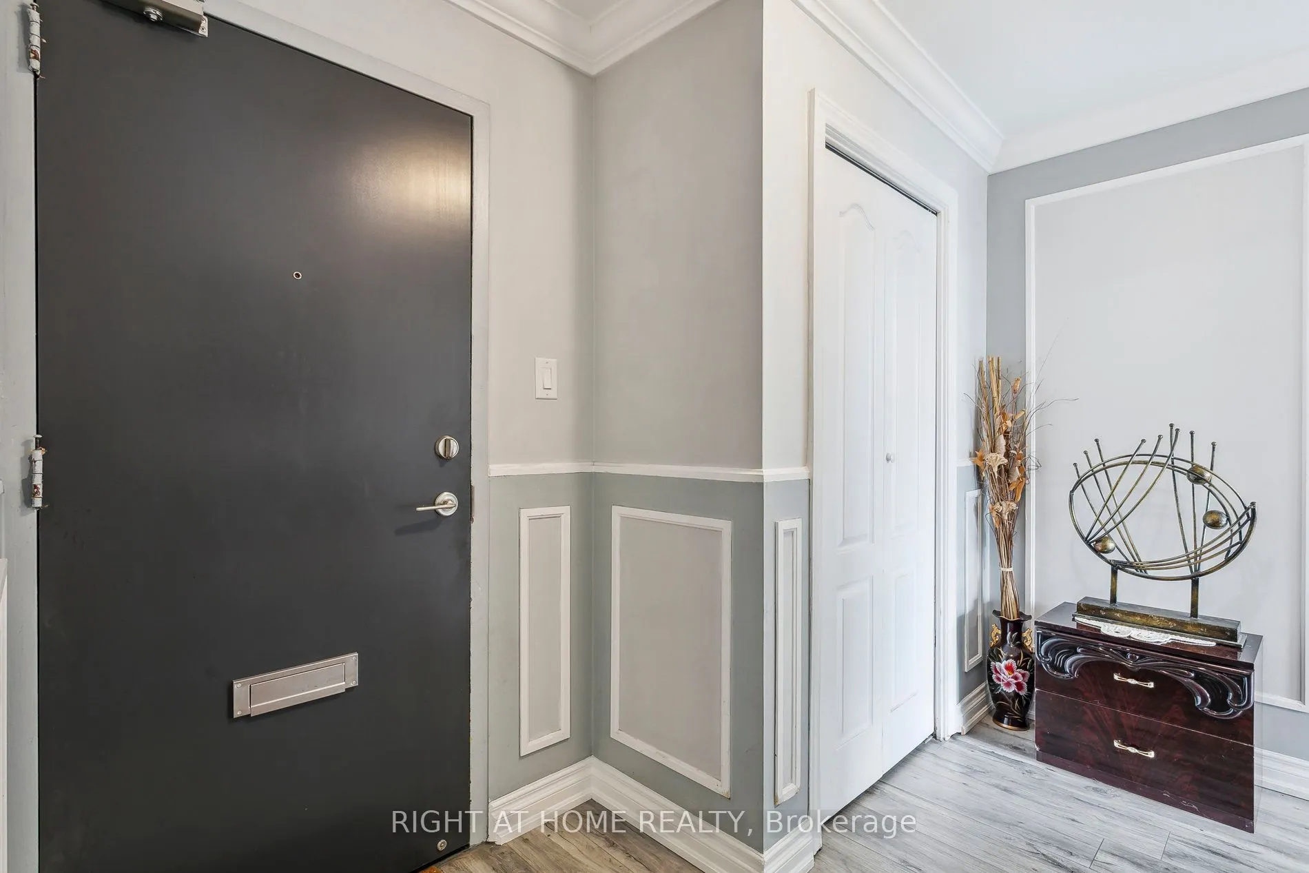 451 The West Mall, #1616